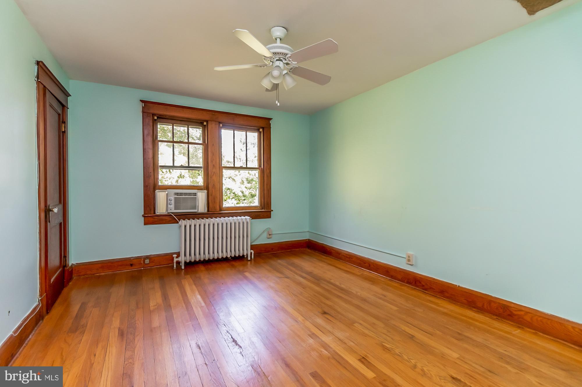 LAURAVILLE HISTORIC DISTRICT - Residential Income