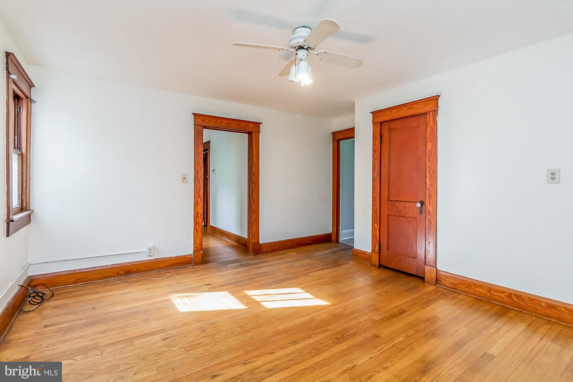 LAURAVILLE HISTORIC DISTRICT - Residential Income