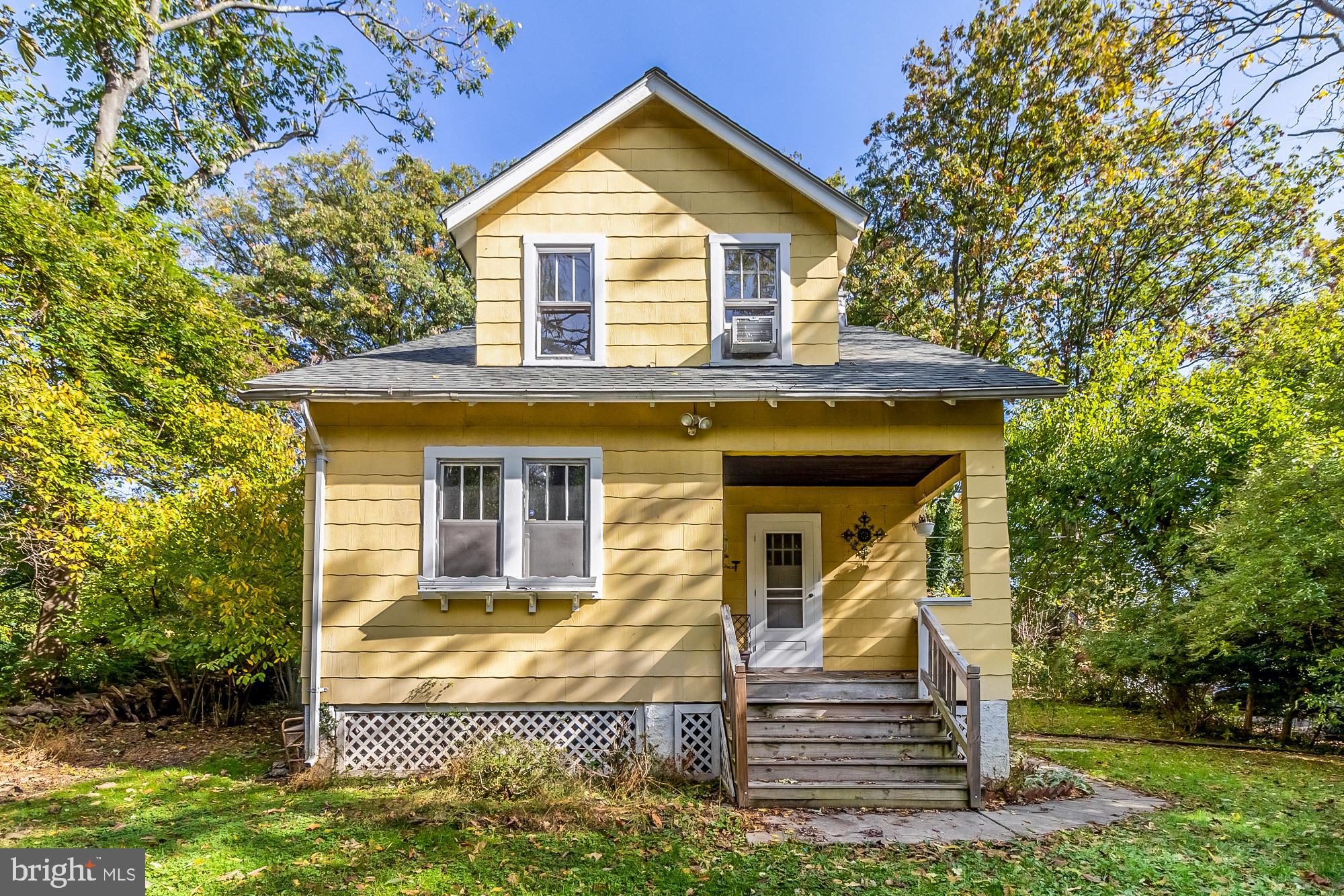 LAURAVILLE HISTORIC DISTRICT - Residential Income