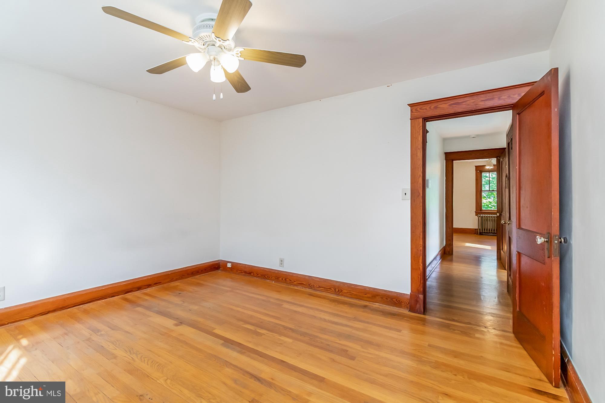 LAURAVILLE HISTORIC DISTRICT - Residential Income