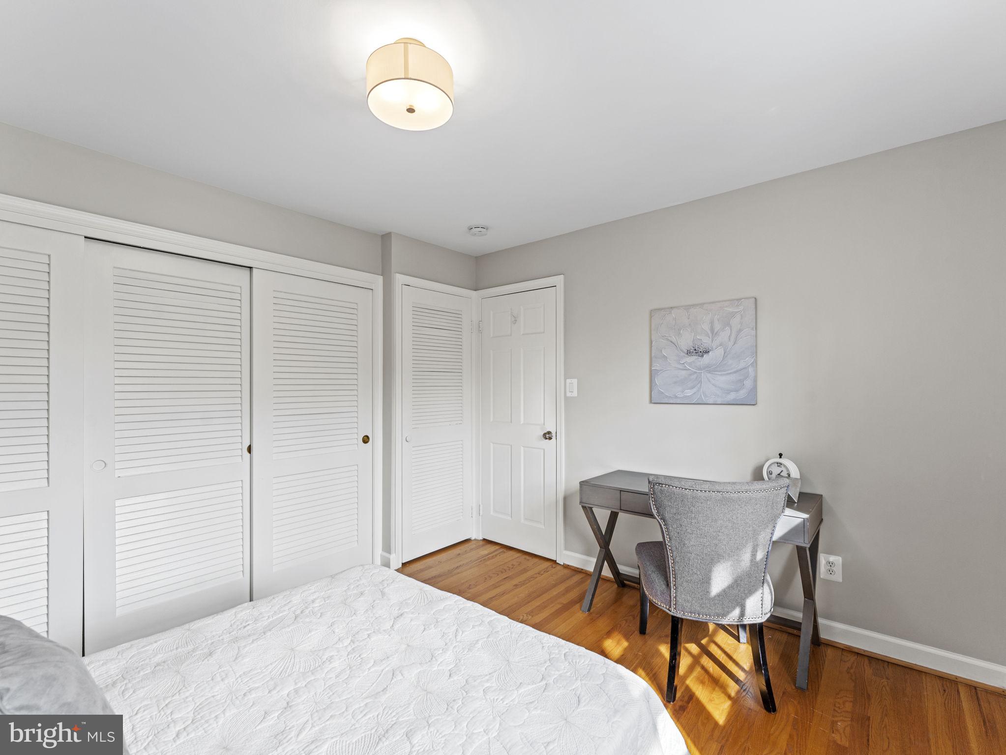 OAKCREST - Residential