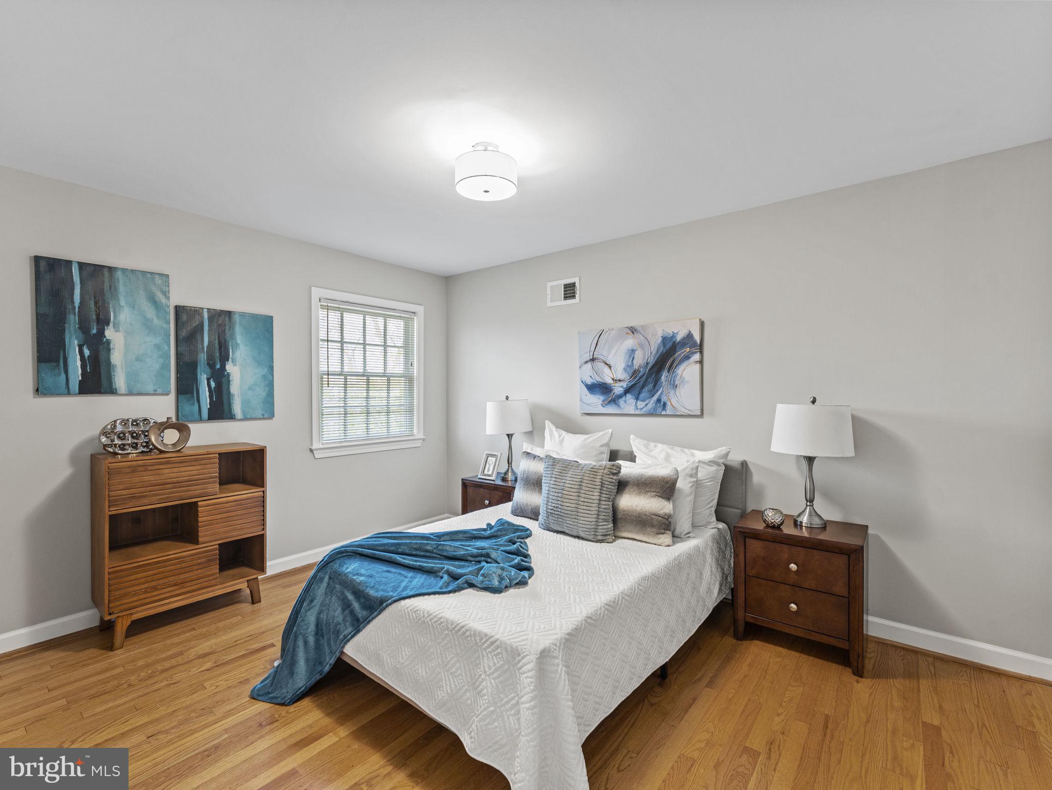 OAKCREST - Residential