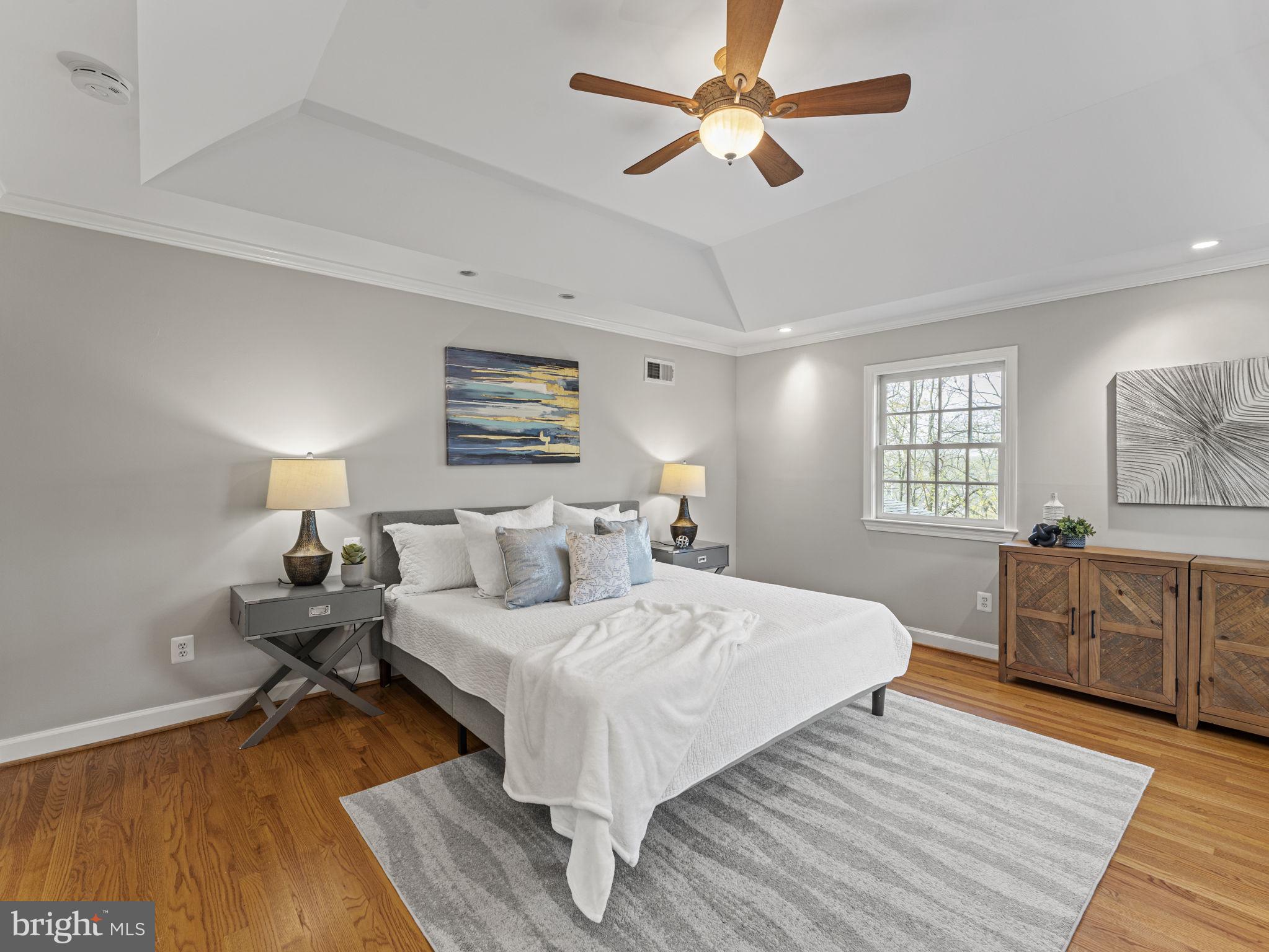 OAKCREST - Residential