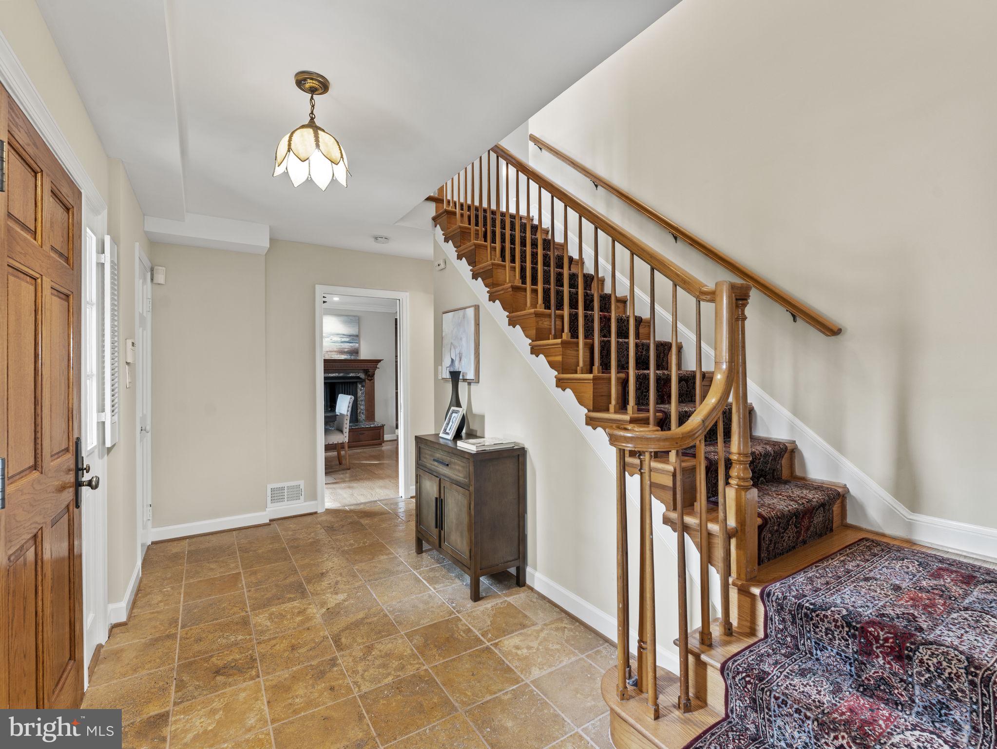 OAKCREST - Residential