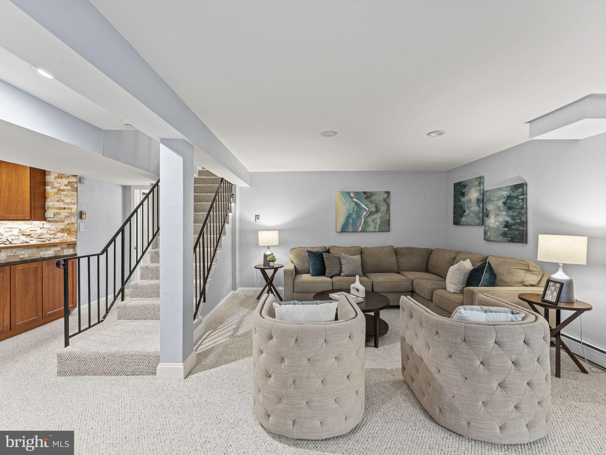 OAKCREST - Residential