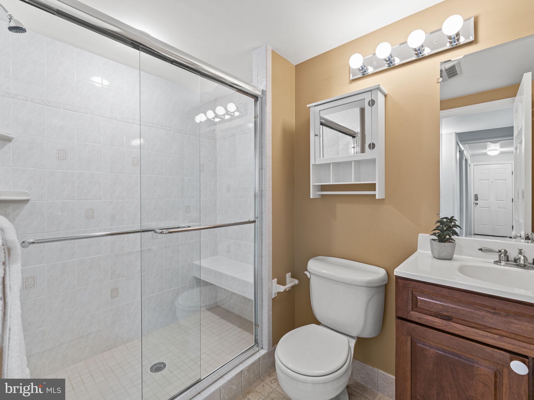 OAKCREST - Residential