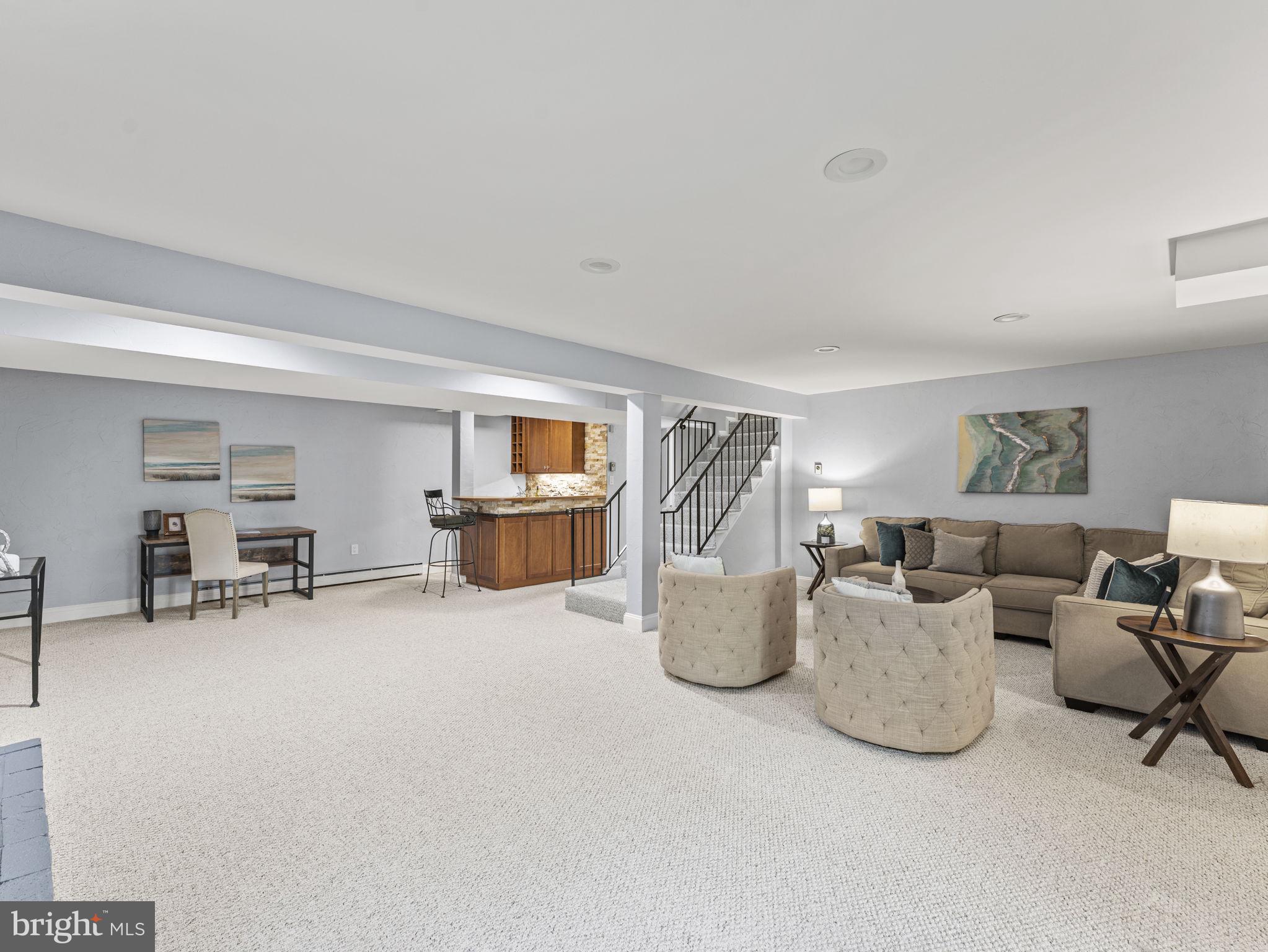 OAKCREST - Residential