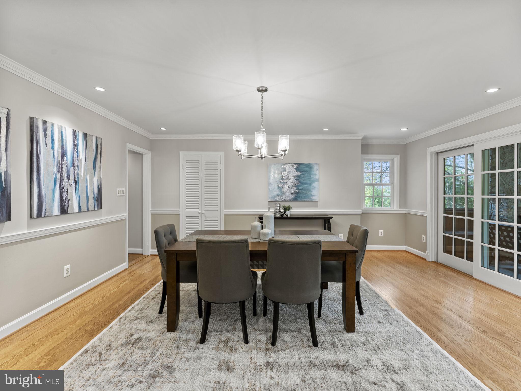 OAKCREST - Residential