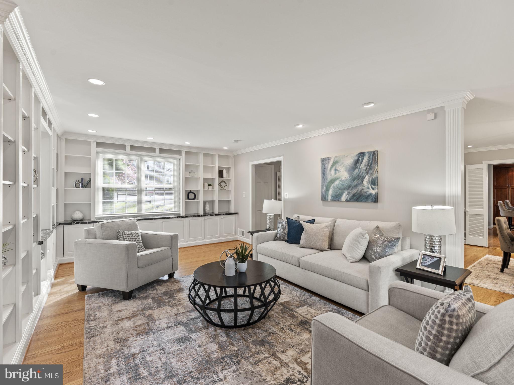 OAKCREST - Residential