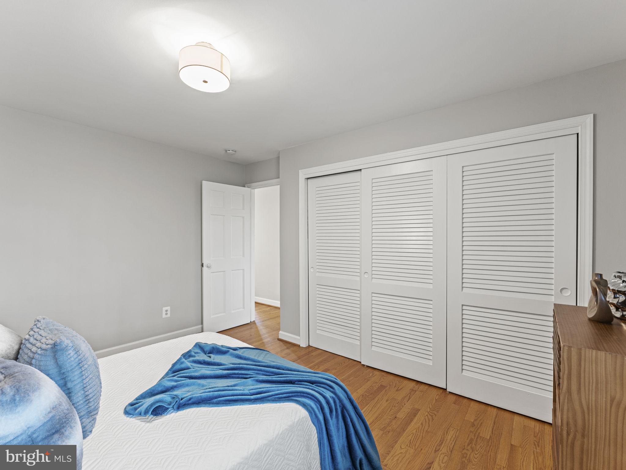 OAKCREST - Residential