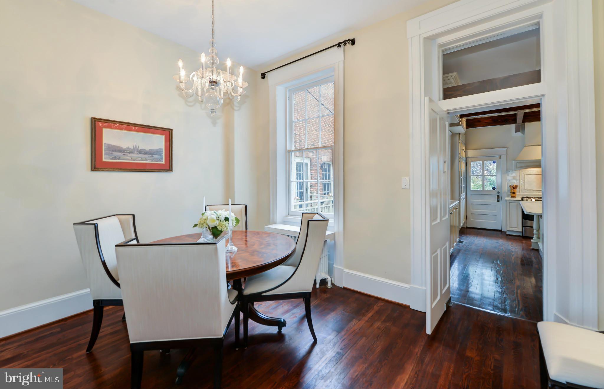 OLD TOWN - Residential Lease