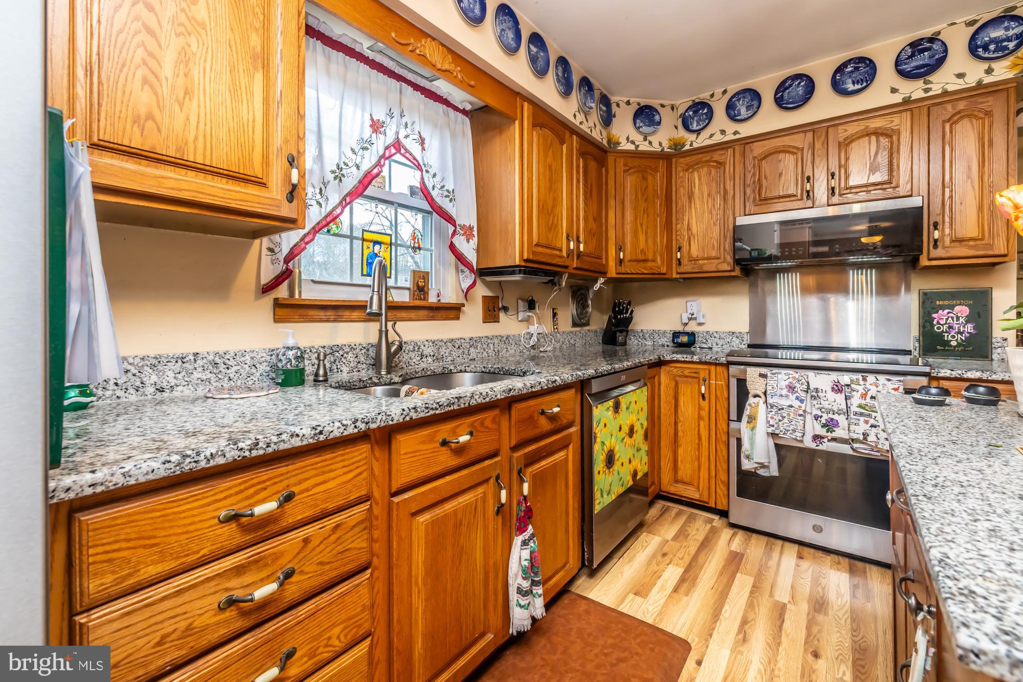 WESTTOWN KNOLL - Residential