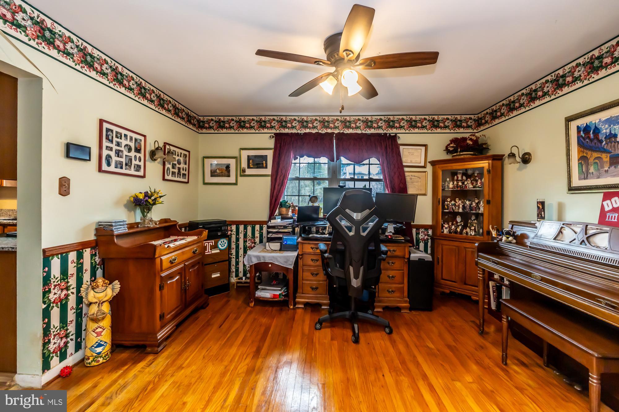 WESTTOWN KNOLL - Residential