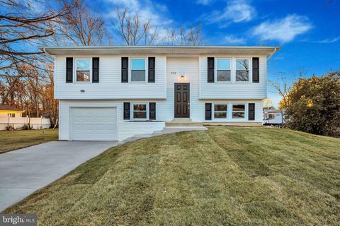 879 COPLEY AVENUE WALDORF MD 20602