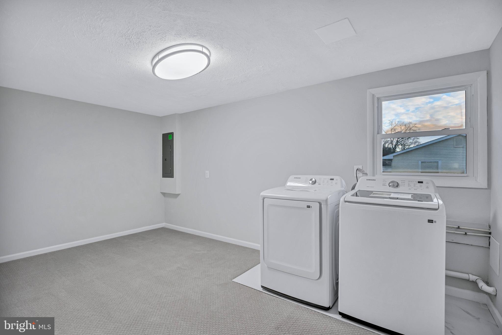 CARRINGTON - Residential