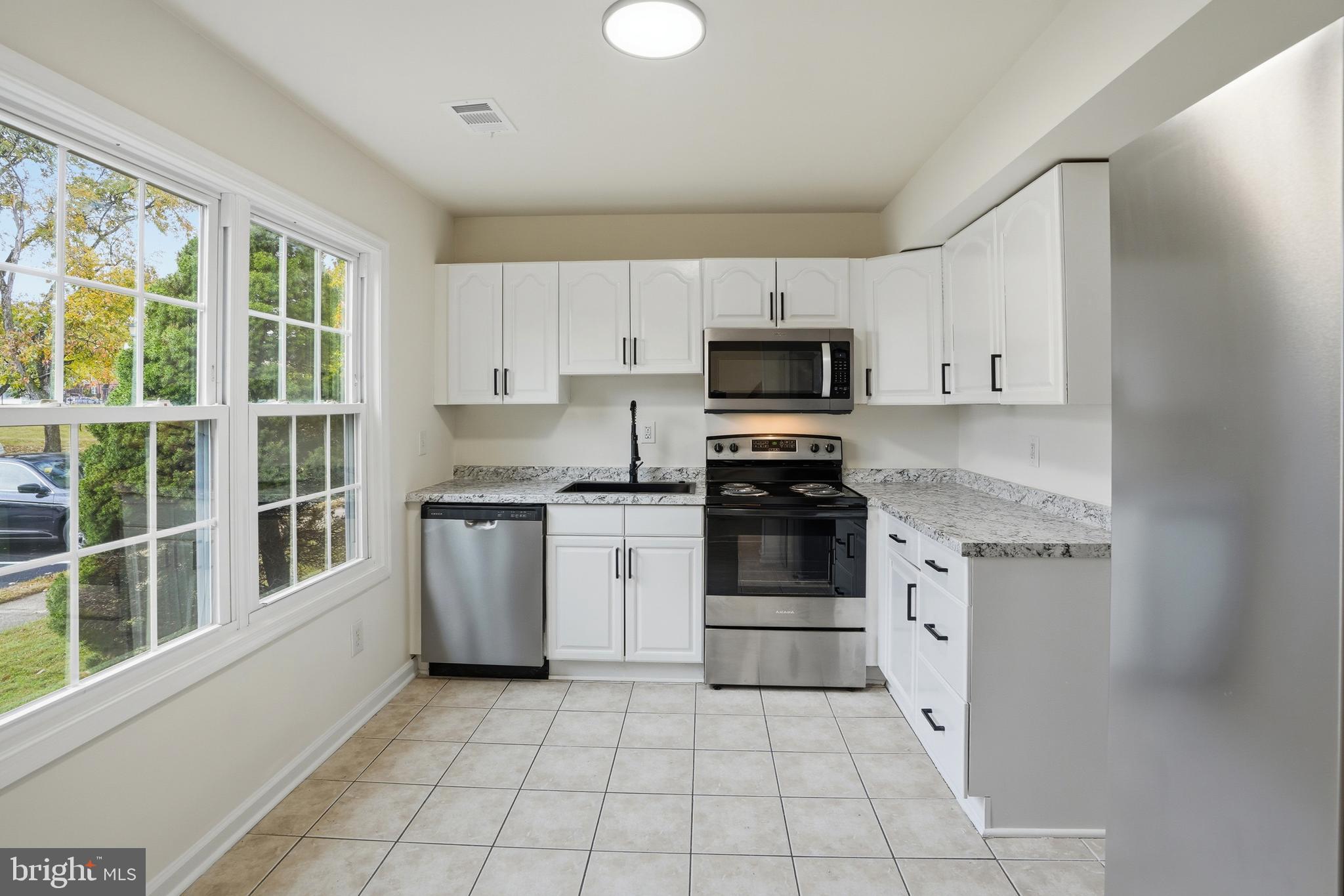 WILLOWBROOK - Residential