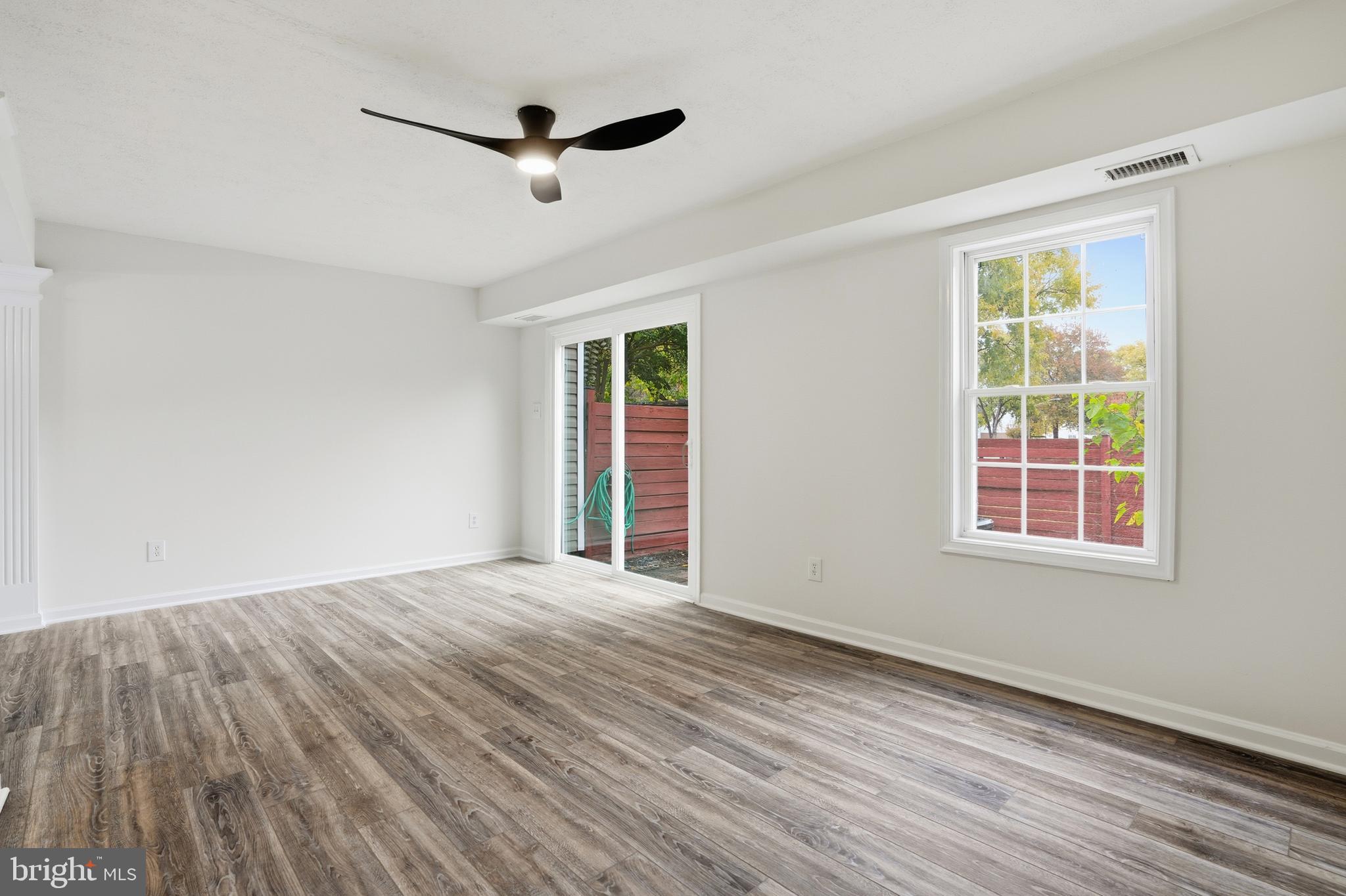 WILLOWBROOK - Residential