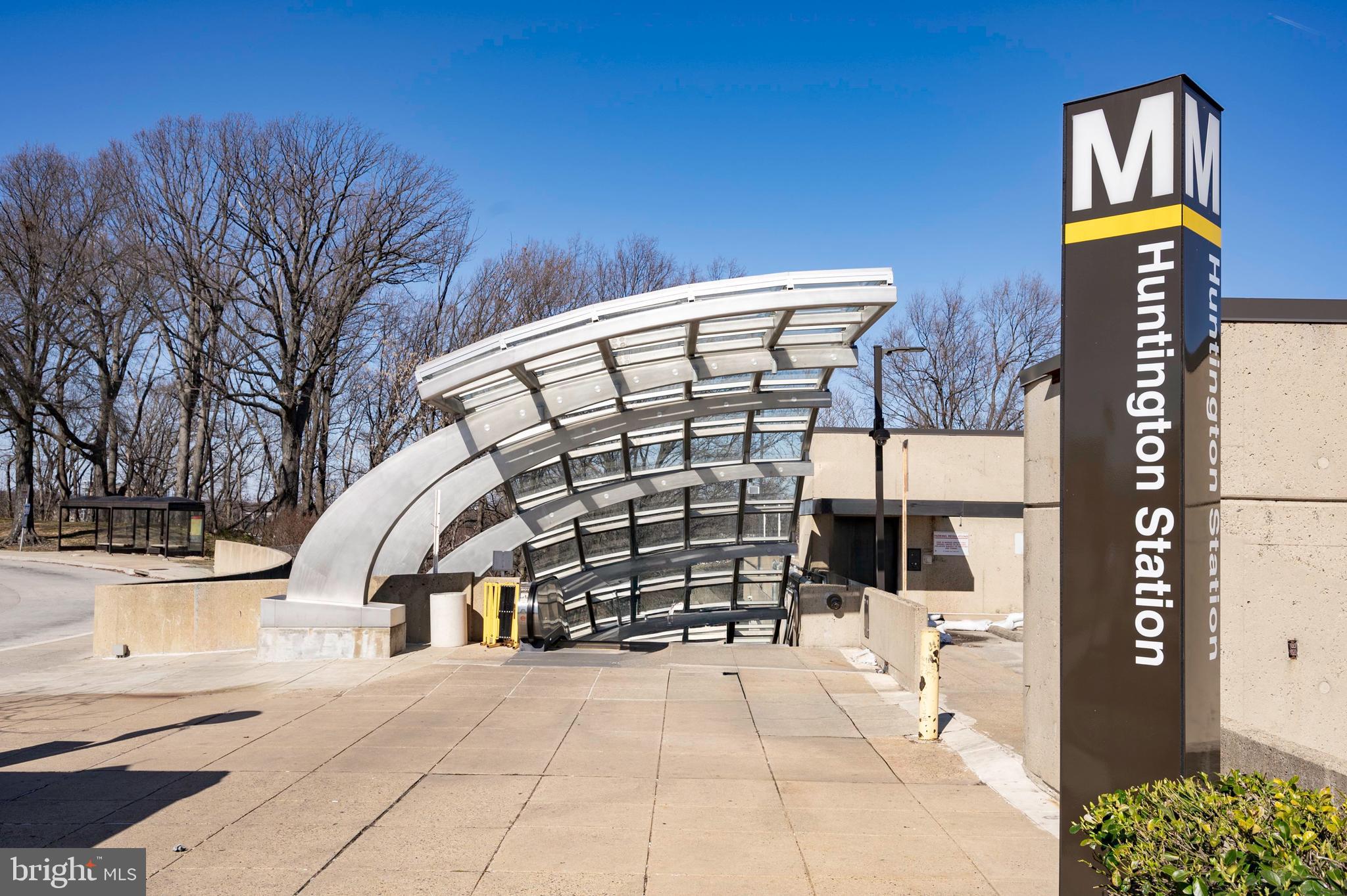 JEFFERSON MANOR - Residential Lease