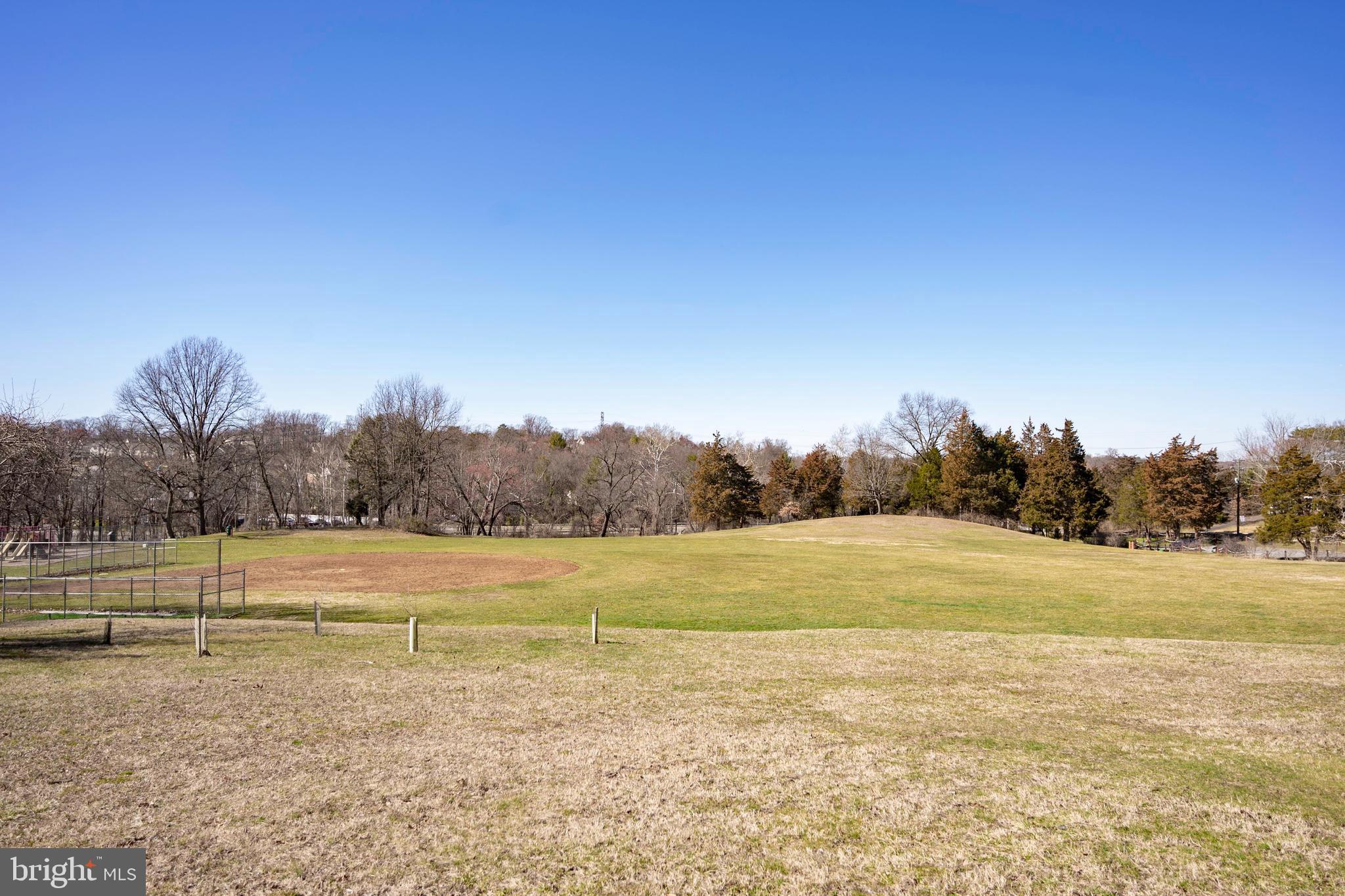 JEFFERSON MANOR - Residential Lease