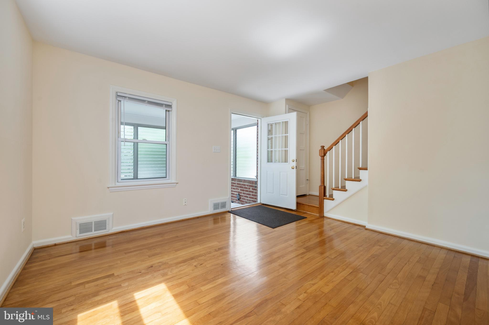 JEFFERSON MANOR - Residential Lease