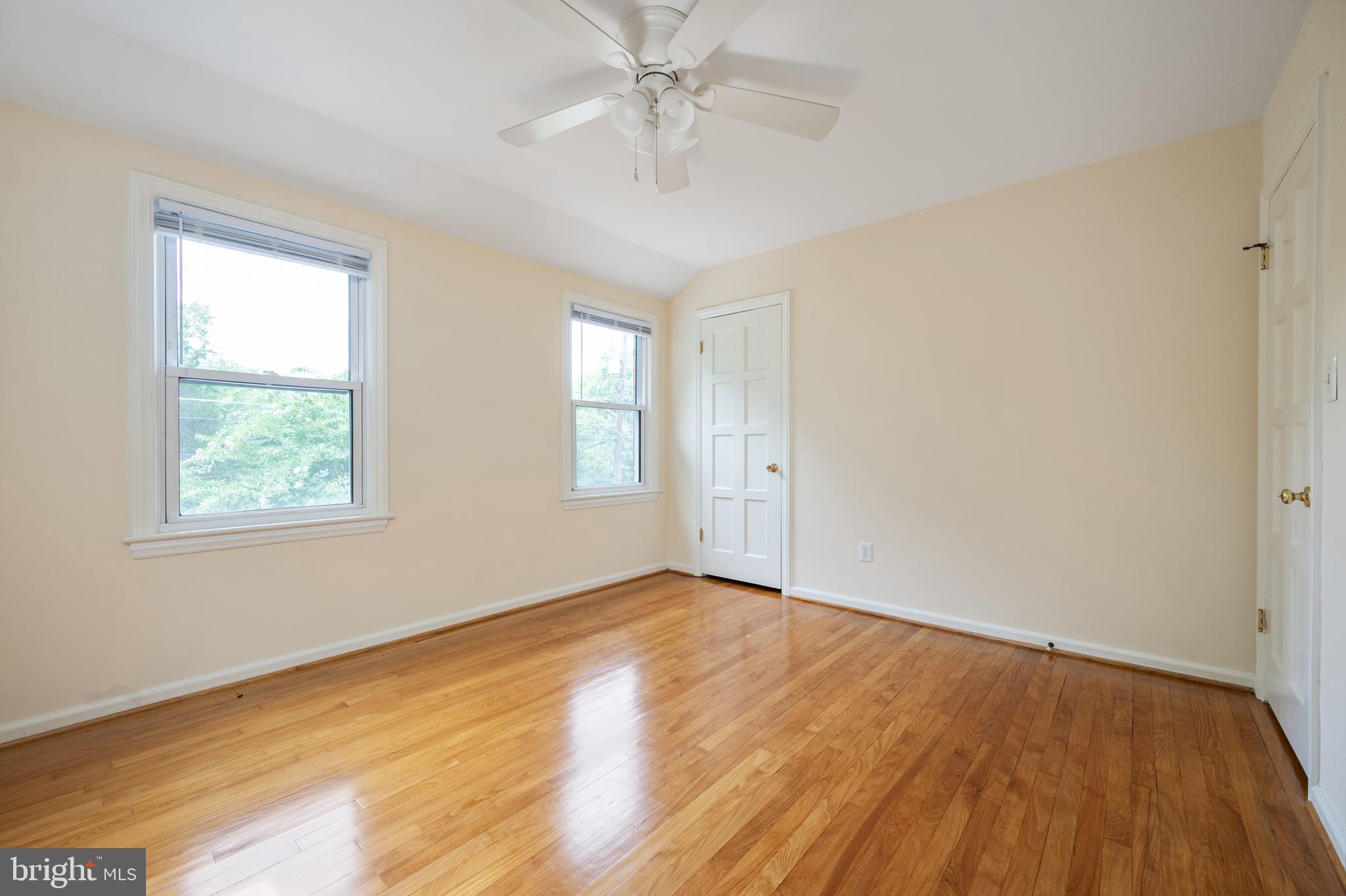 JEFFERSON MANOR - Residential Lease