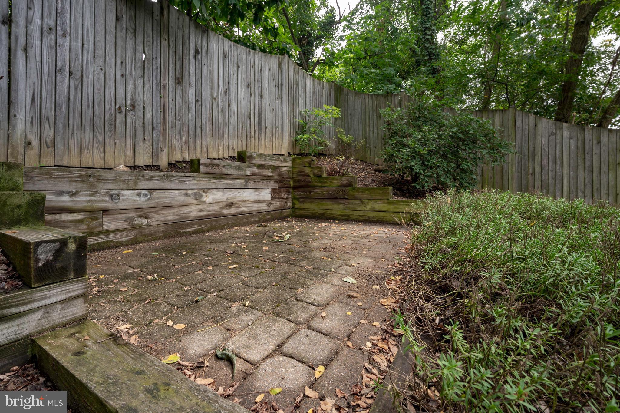 JEFFERSON MANOR - Residential Lease