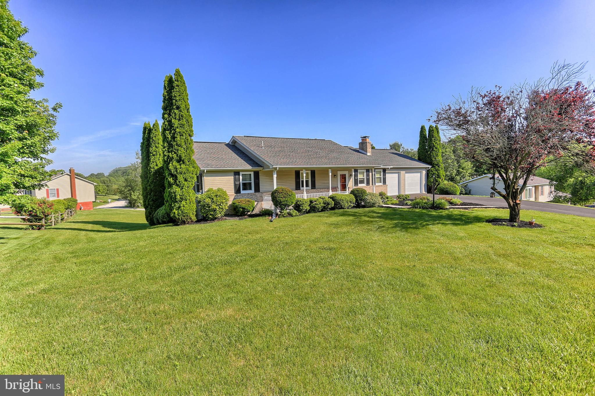 BRIDLEWOOD ESTATES - Residential