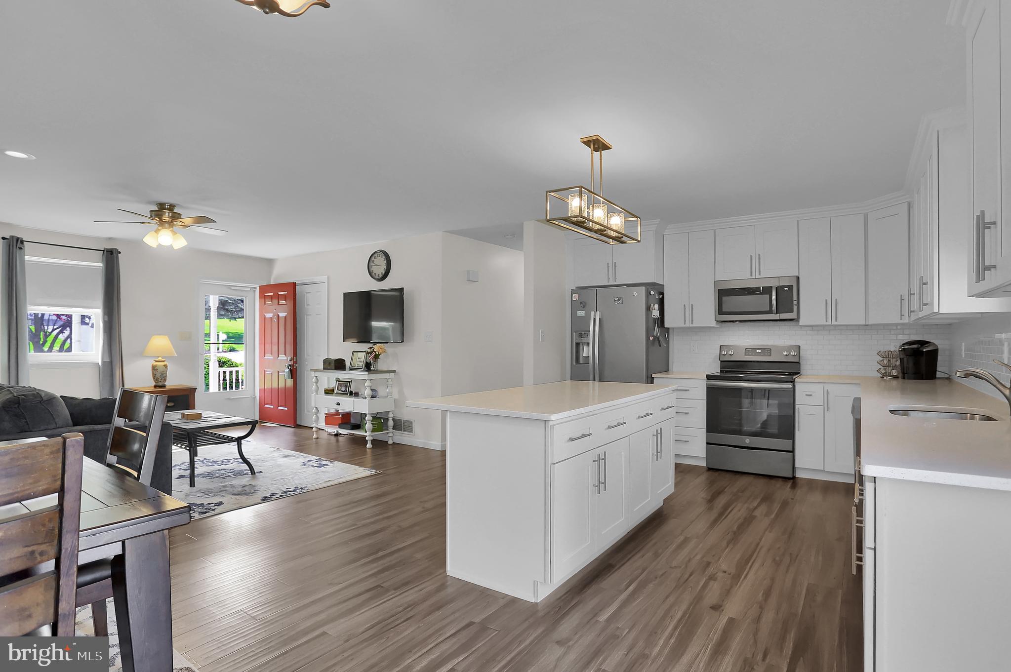 BRIDLEWOOD ESTATES - Residential