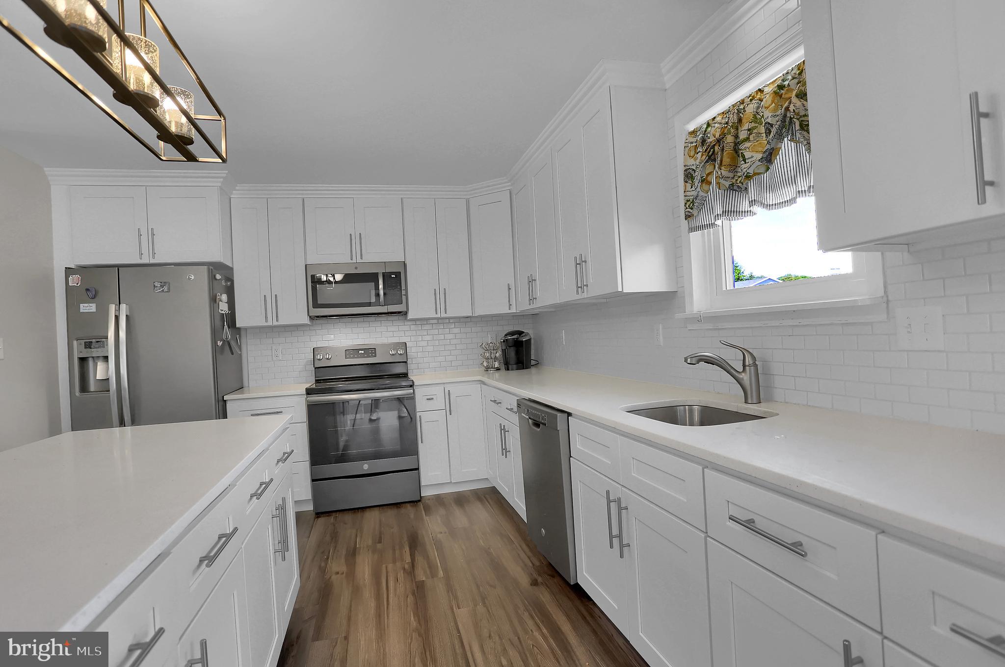BRIDLEWOOD ESTATES - Residential
