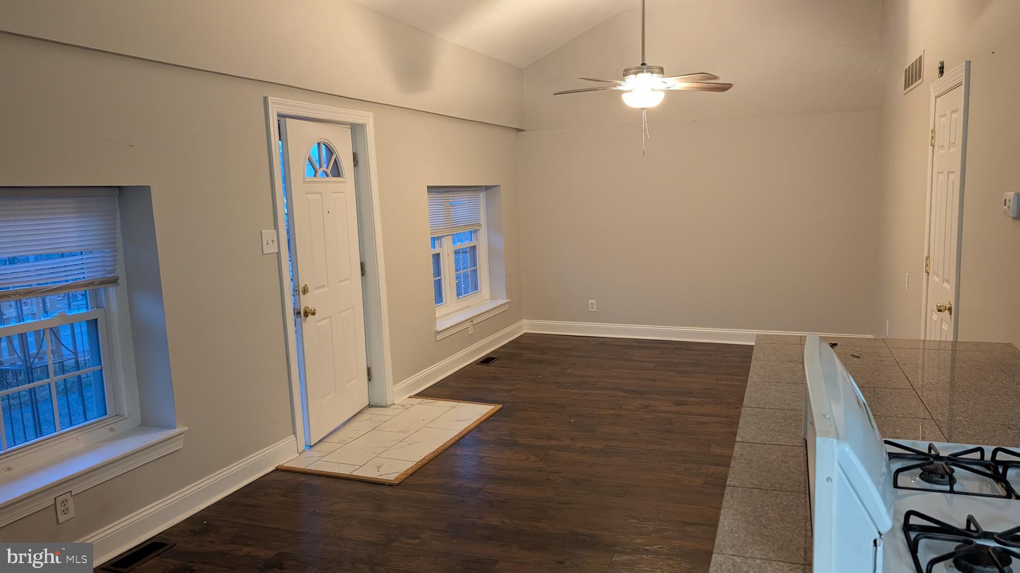 105 W CENTRAL AVENUE
