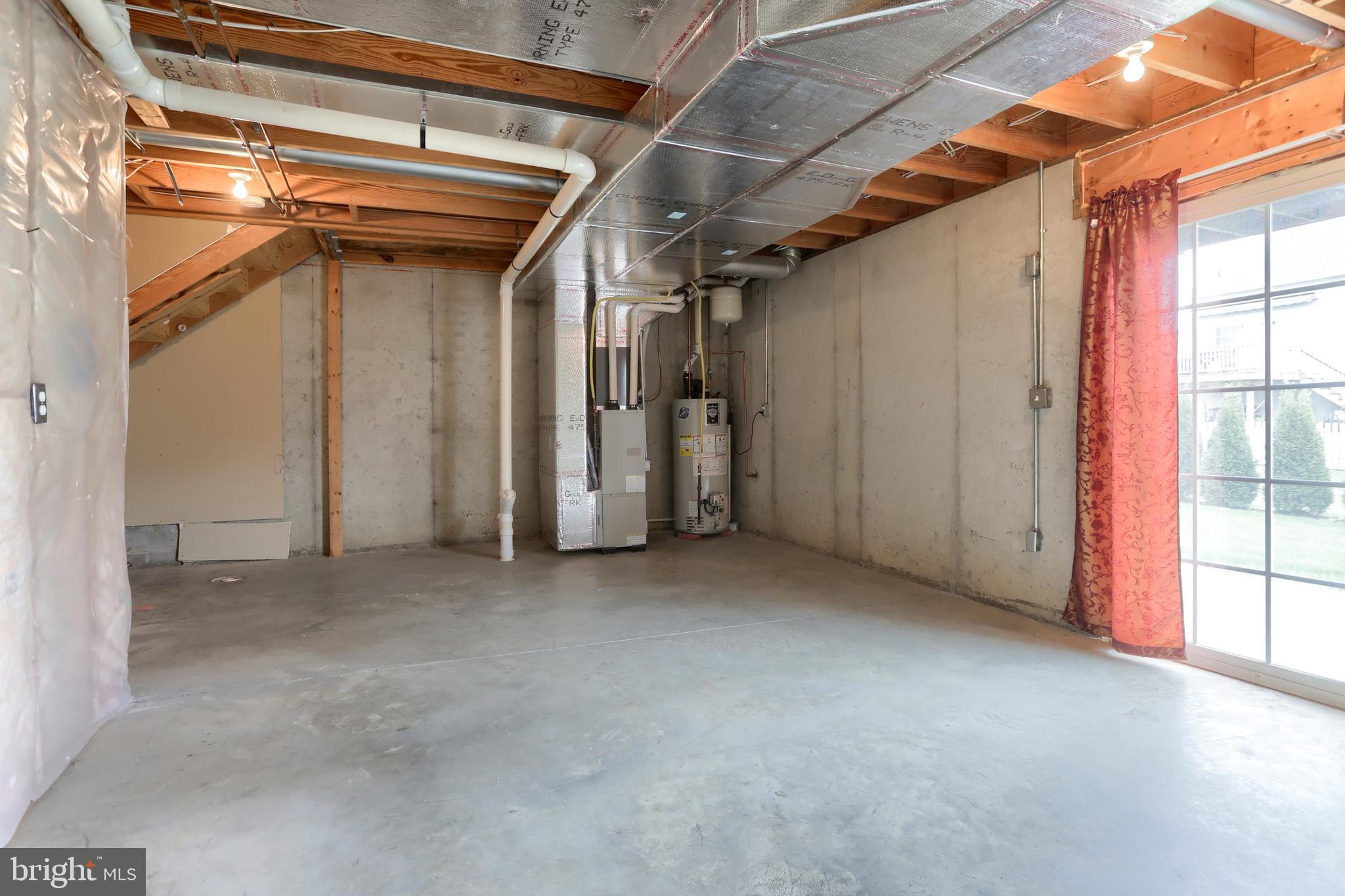 OAK HILLS - Residential