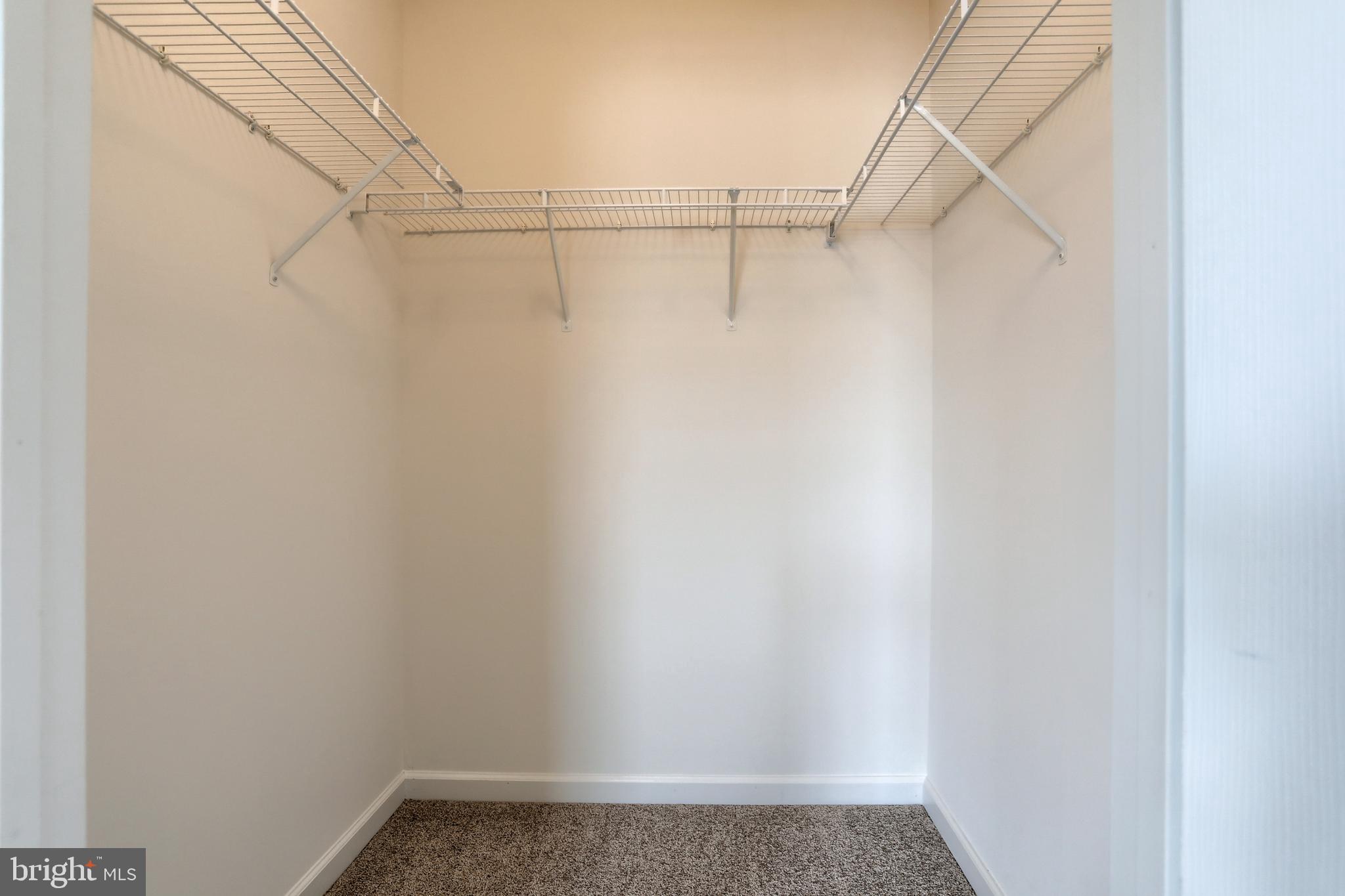 OAK HILLS - Residential