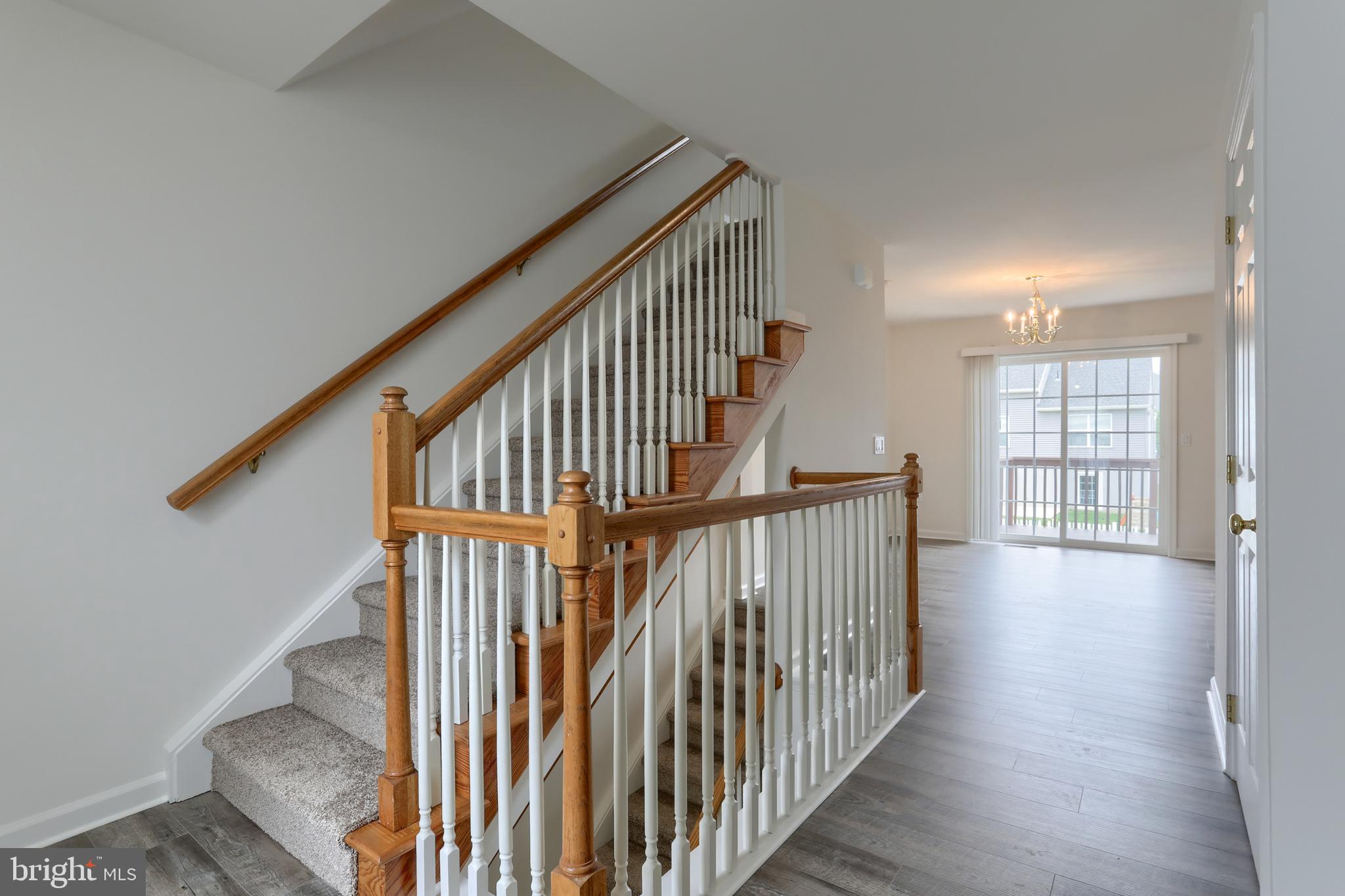 OAK HILLS - Residential