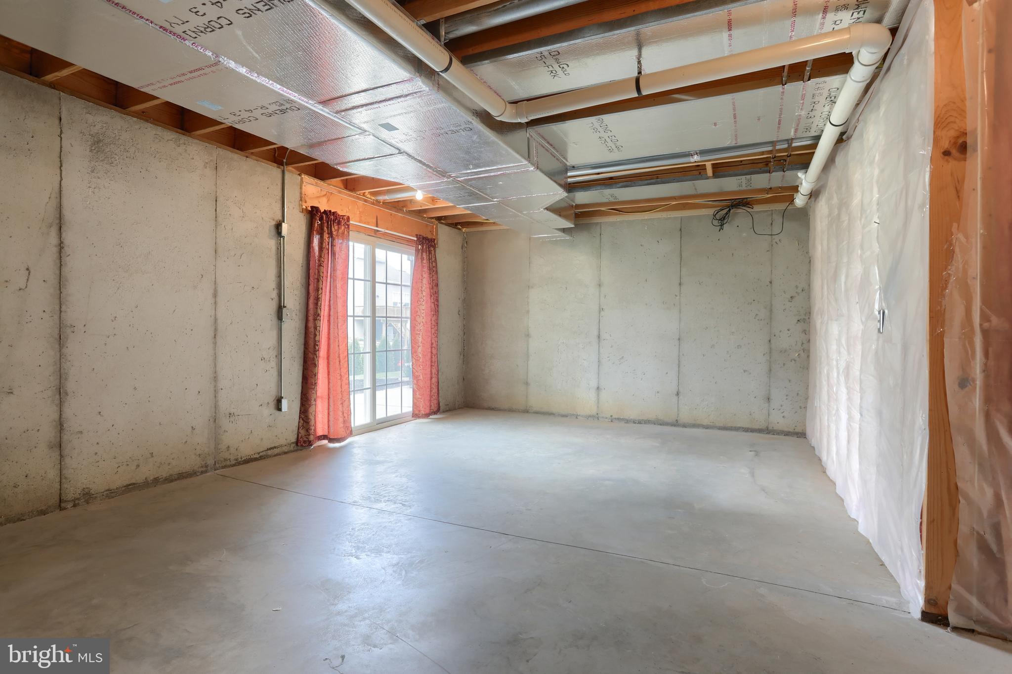 OAK HILLS - Residential