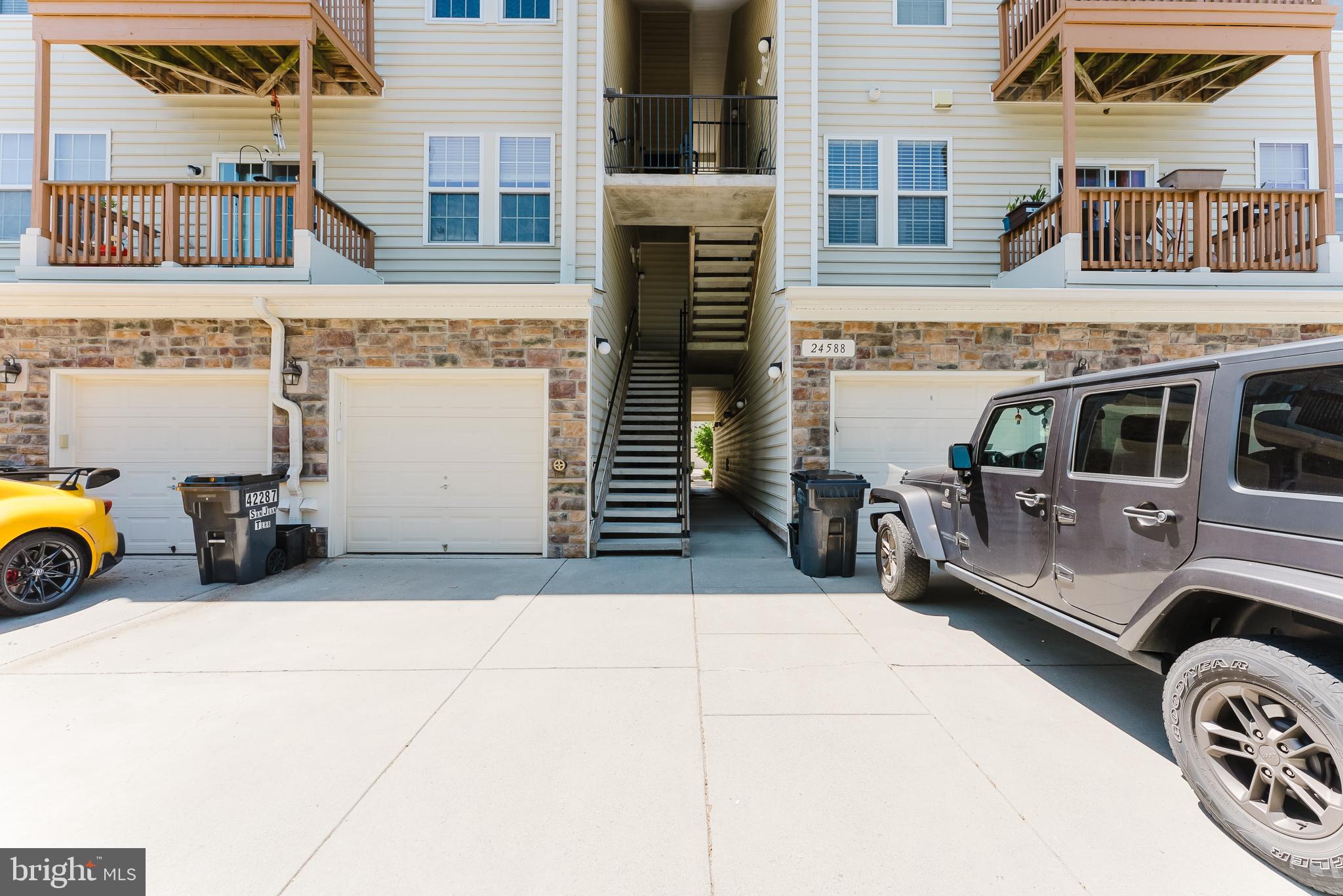 MERCER PARK CONDOMINIUM - Residential