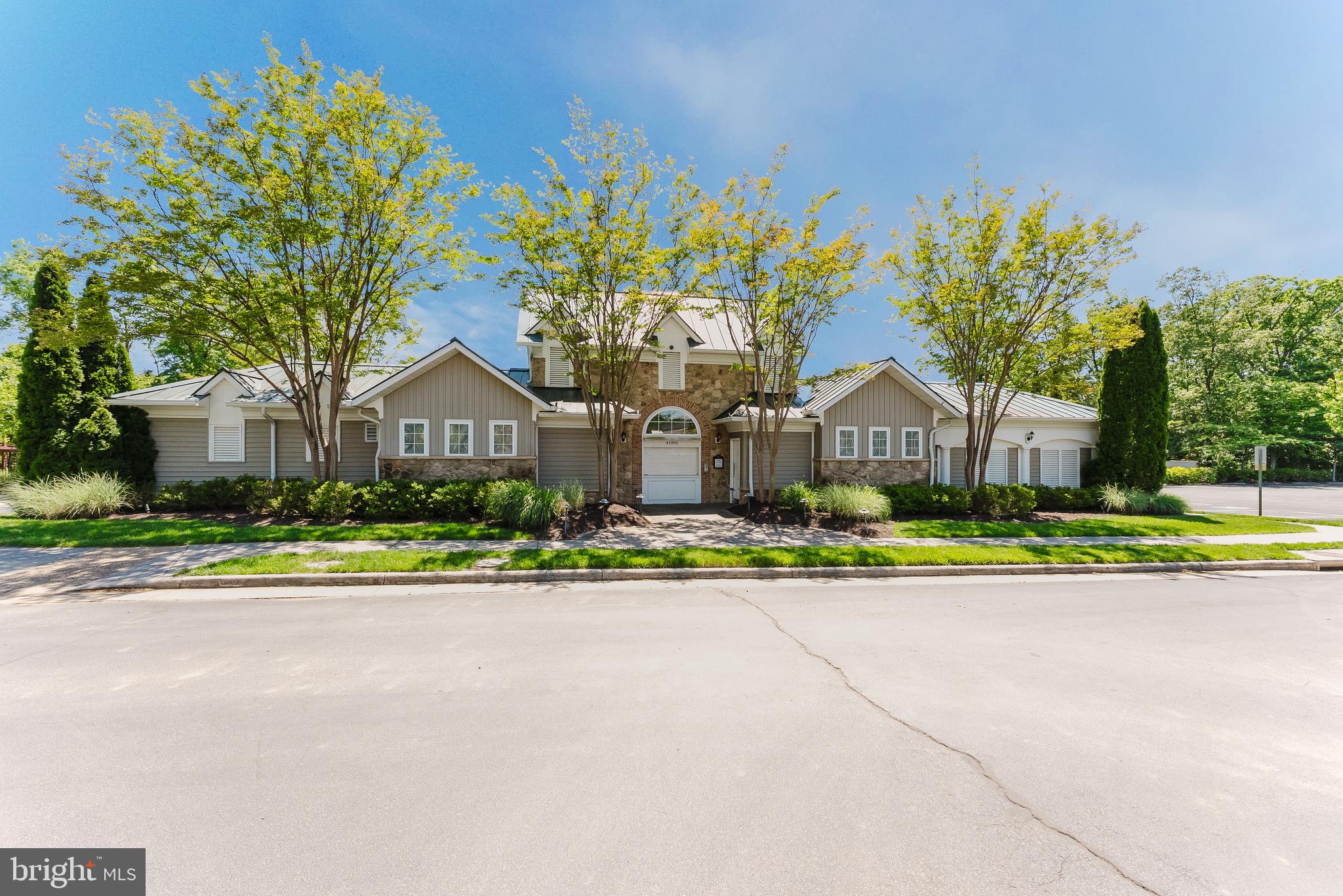MERCER PARK CONDOMINIUM - Residential