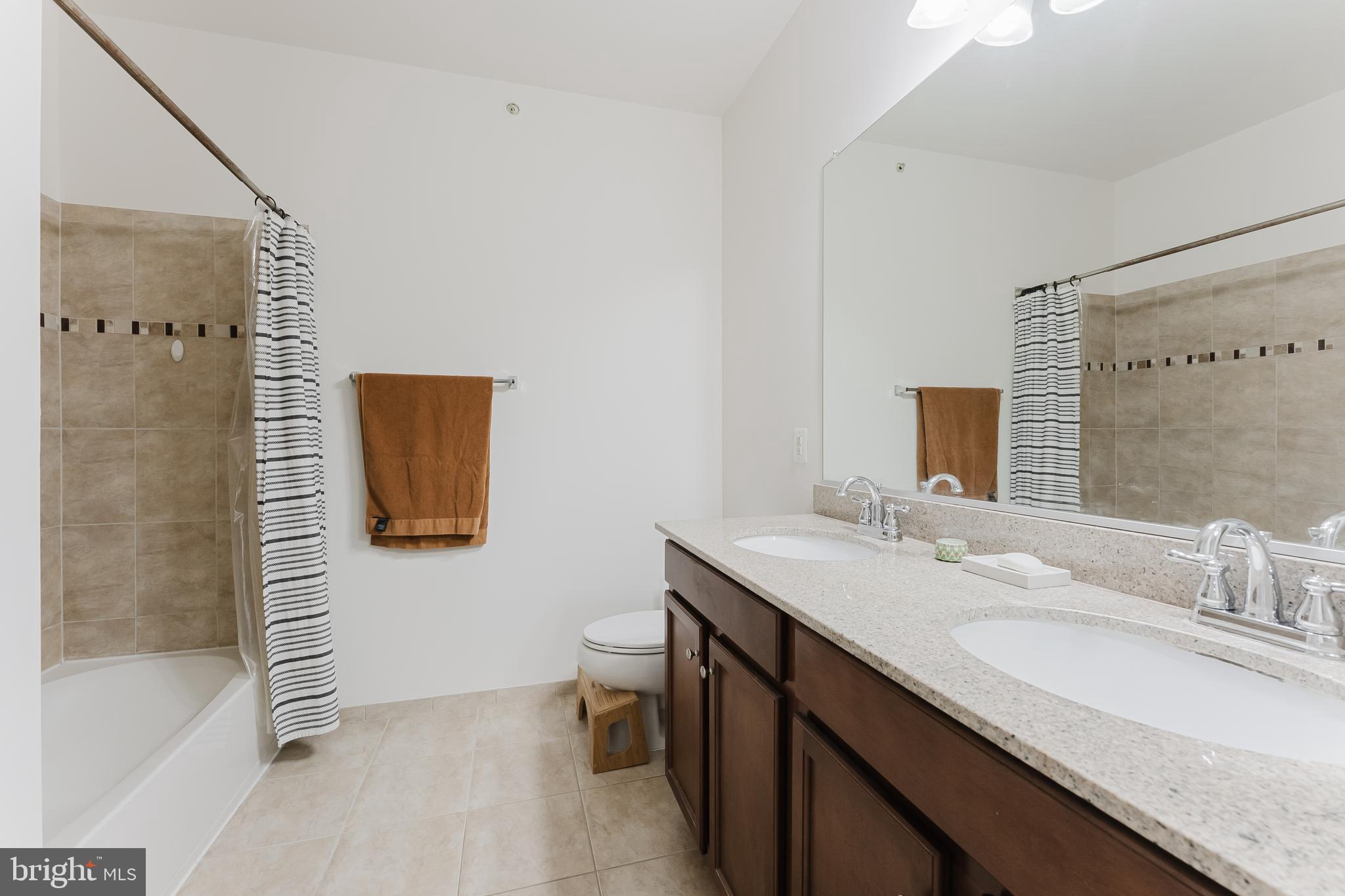 MERCER PARK CONDOMINIUM - Residential