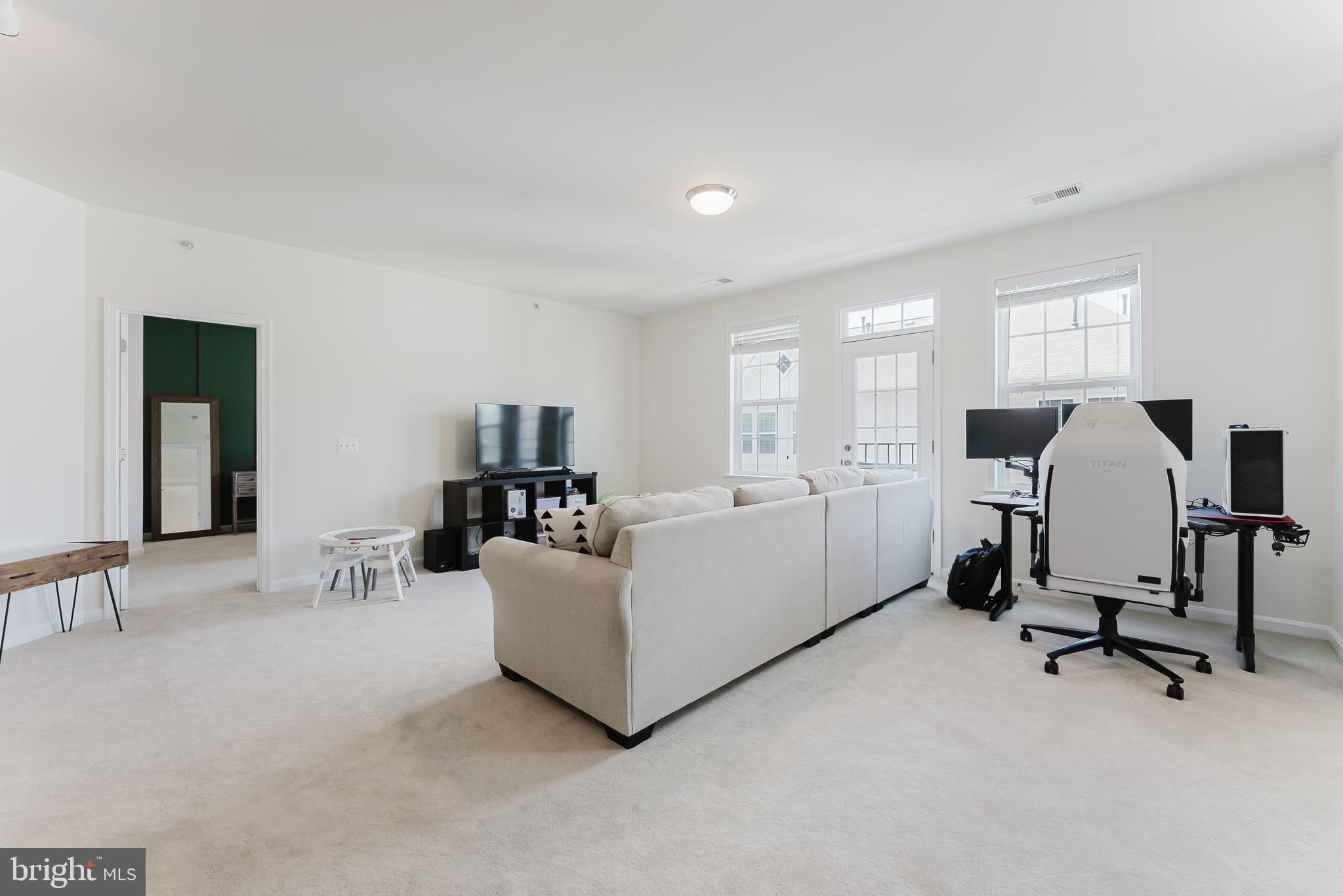 MERCER PARK CONDOMINIUM - Residential