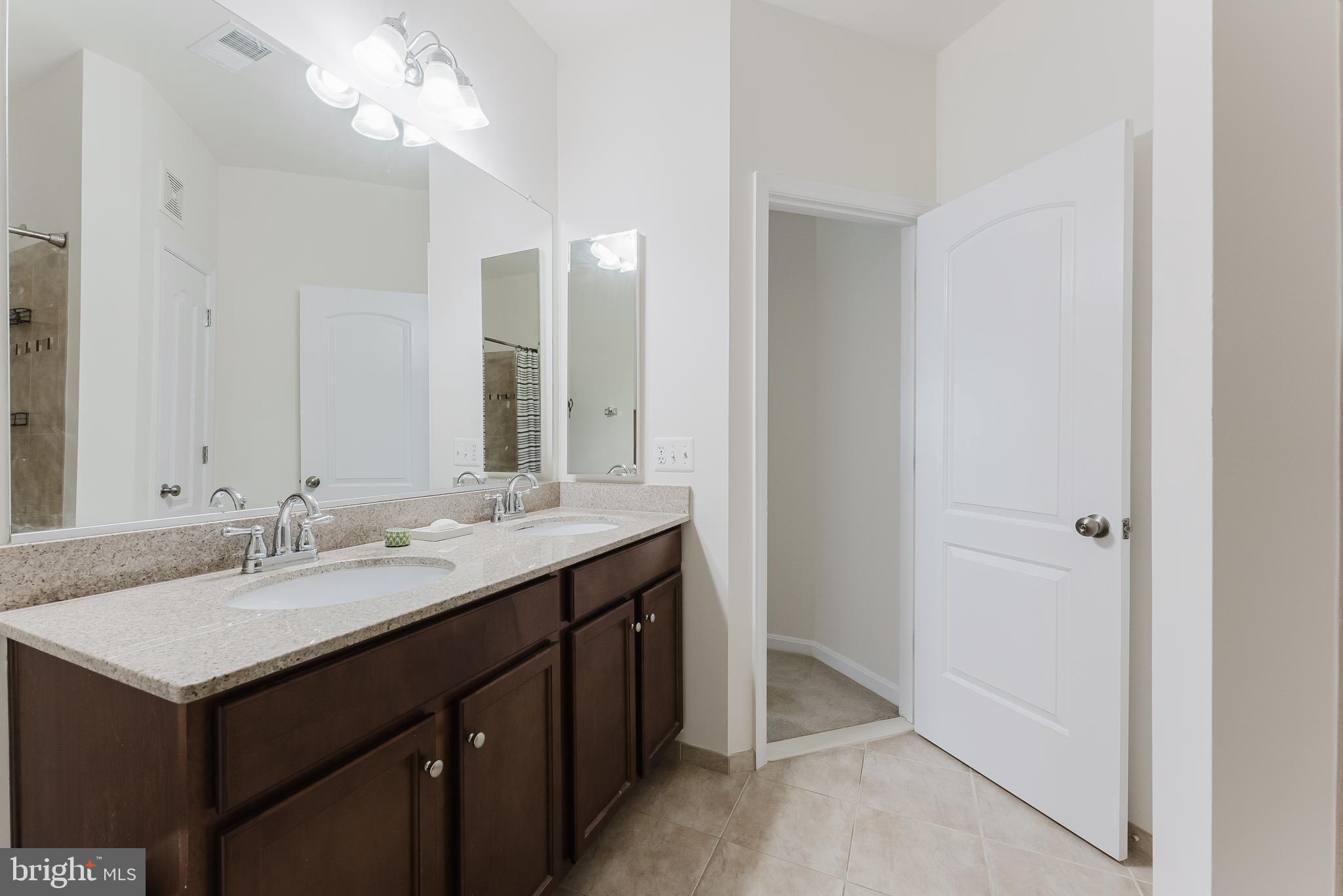 MERCER PARK CONDOMINIUM - Residential