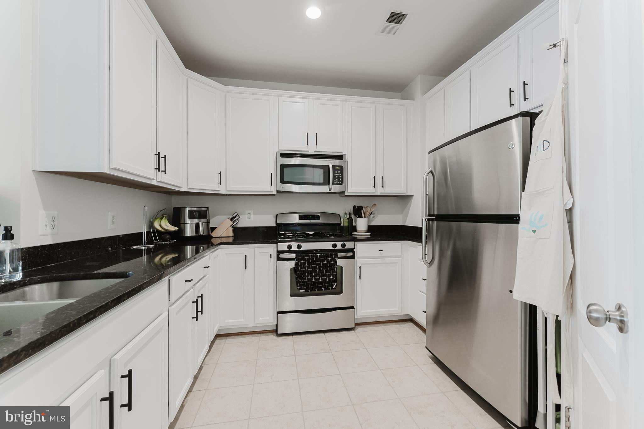 MERCER PARK CONDOMINIUM - Residential