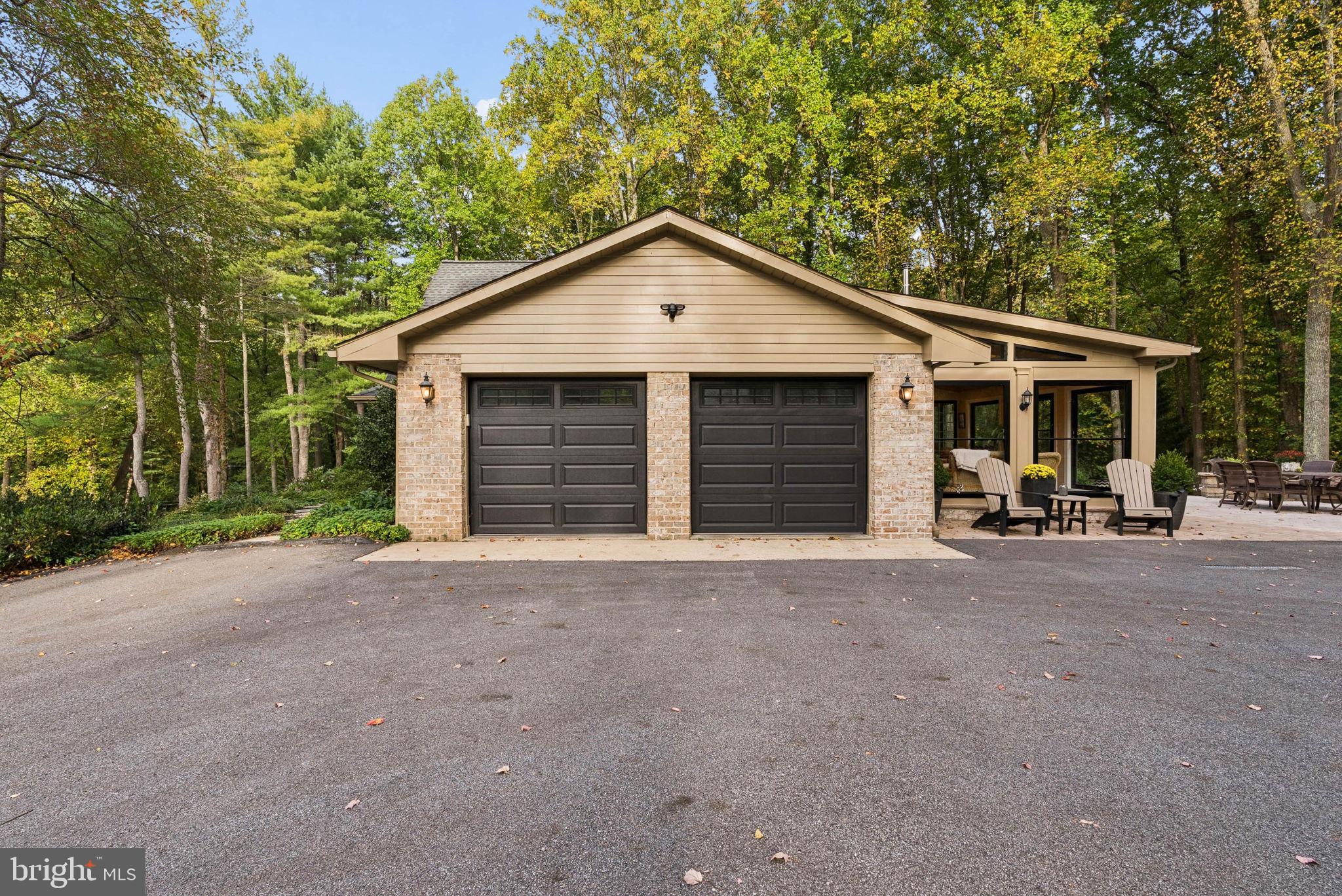 14416 MANOR ROAD