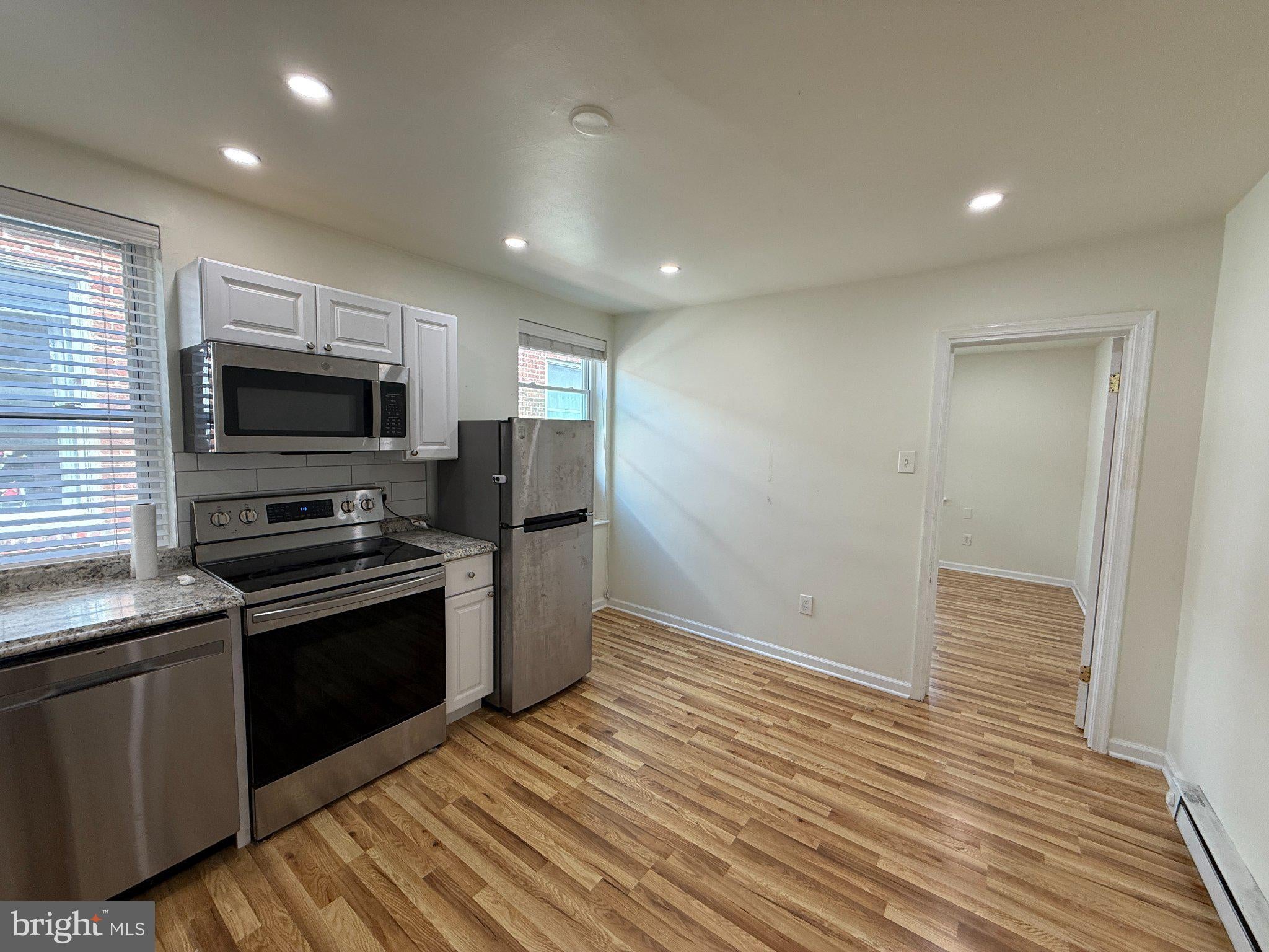 121 N. 21 STREET N 3R