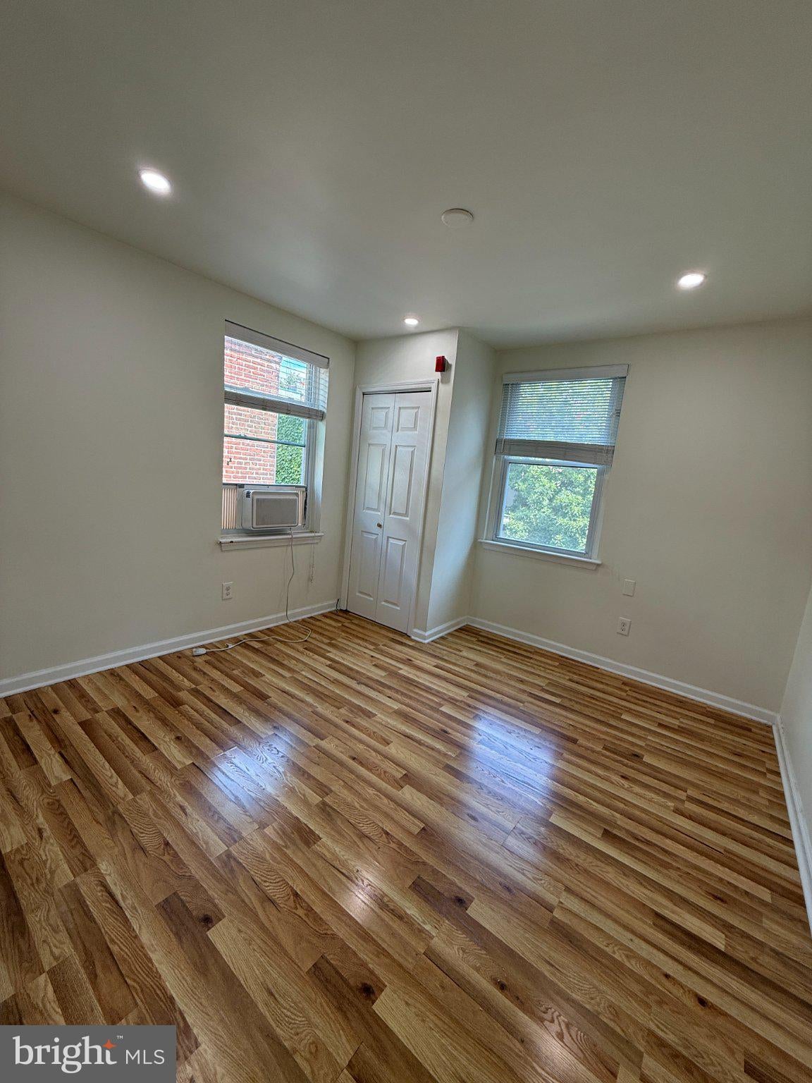 121 N. 21 STREET N 3R