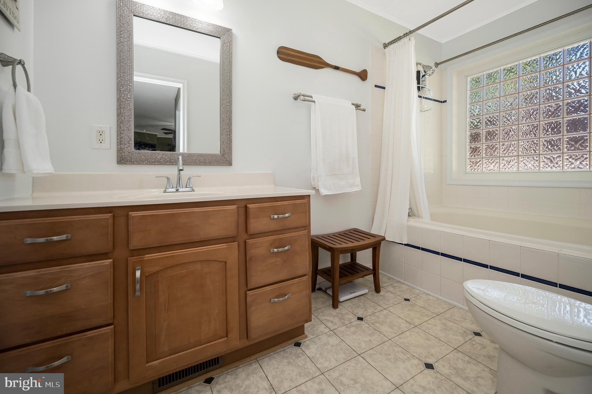 LAKE OF THE WOODS - Residential