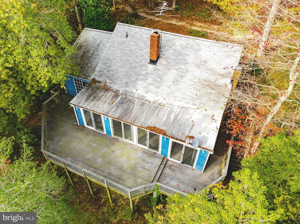 Photo of 43979 Drum Cliff Road, HOLLYWOOD, MD 20636 (MLS # MDSM2027928)