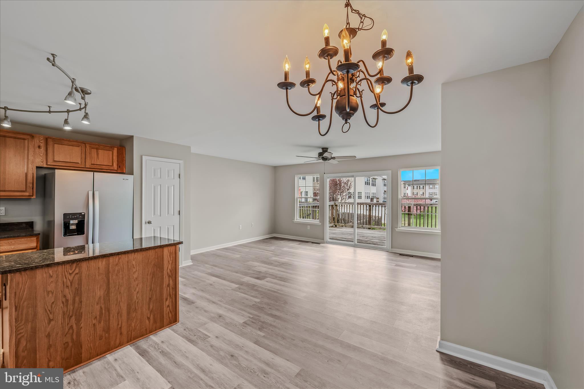 MANOR PARK - Residential