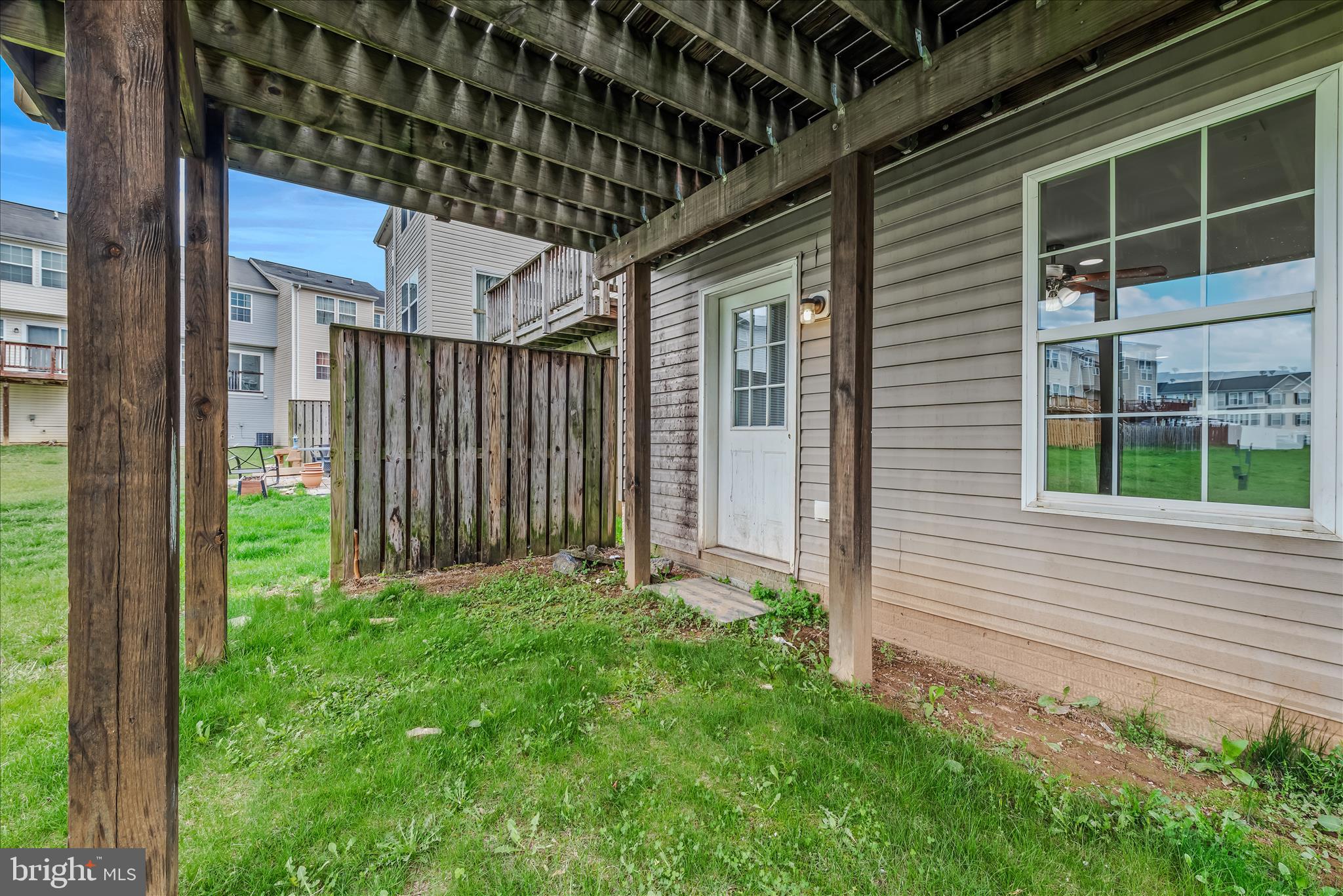 MANOR PARK - Residential