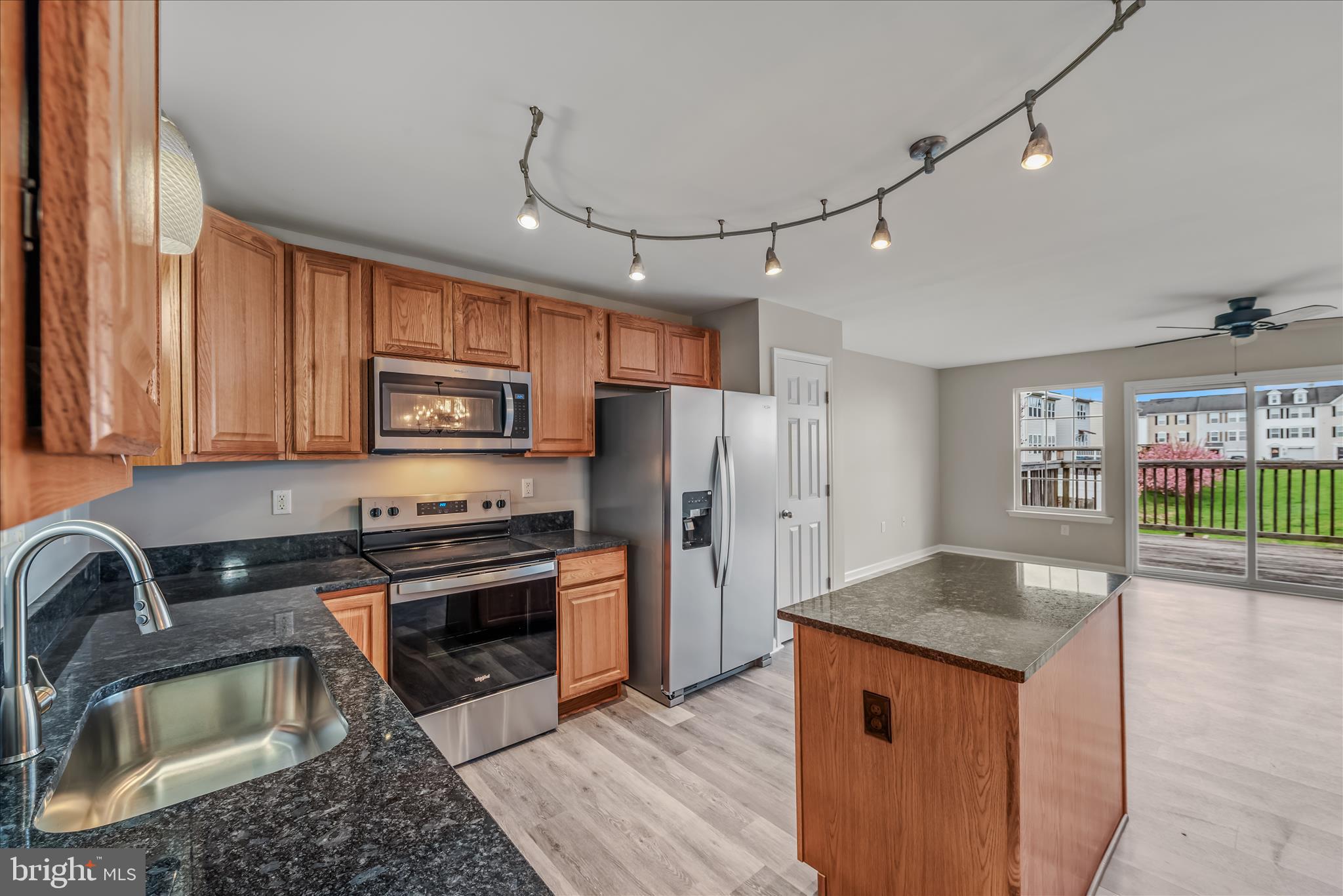 MANOR PARK - Residential