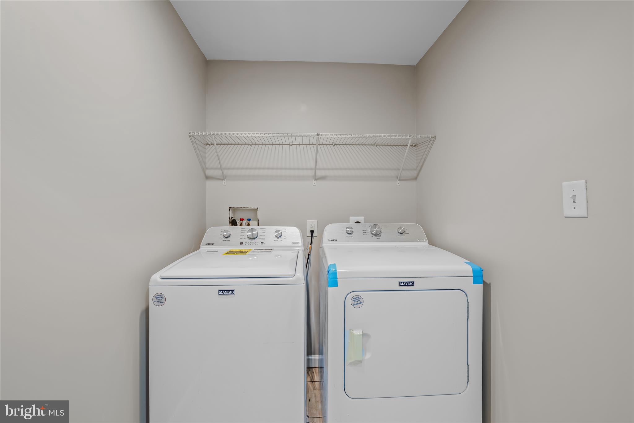 MANOR PARK - Residential