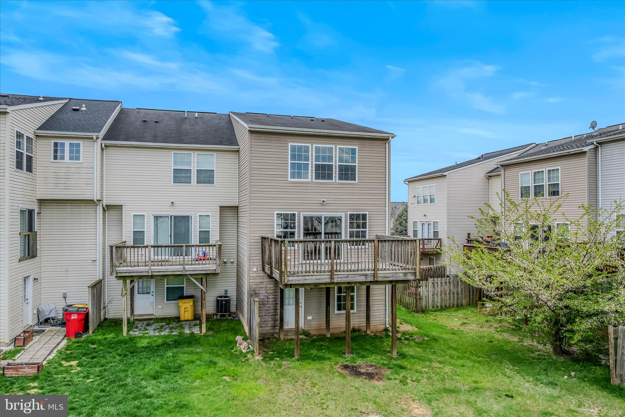 MANOR PARK - Residential